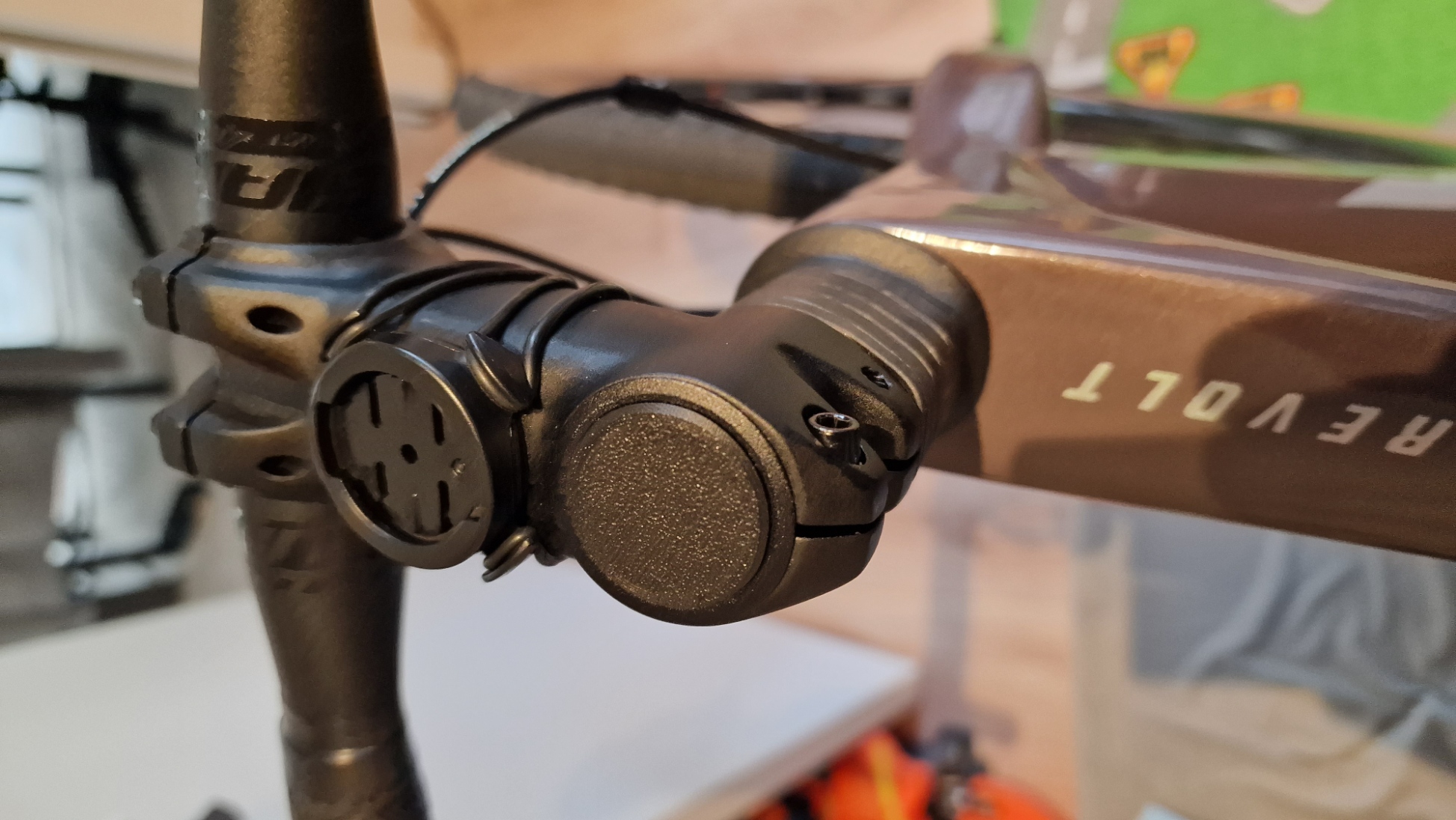 Giant Revolt Advanced stem cap