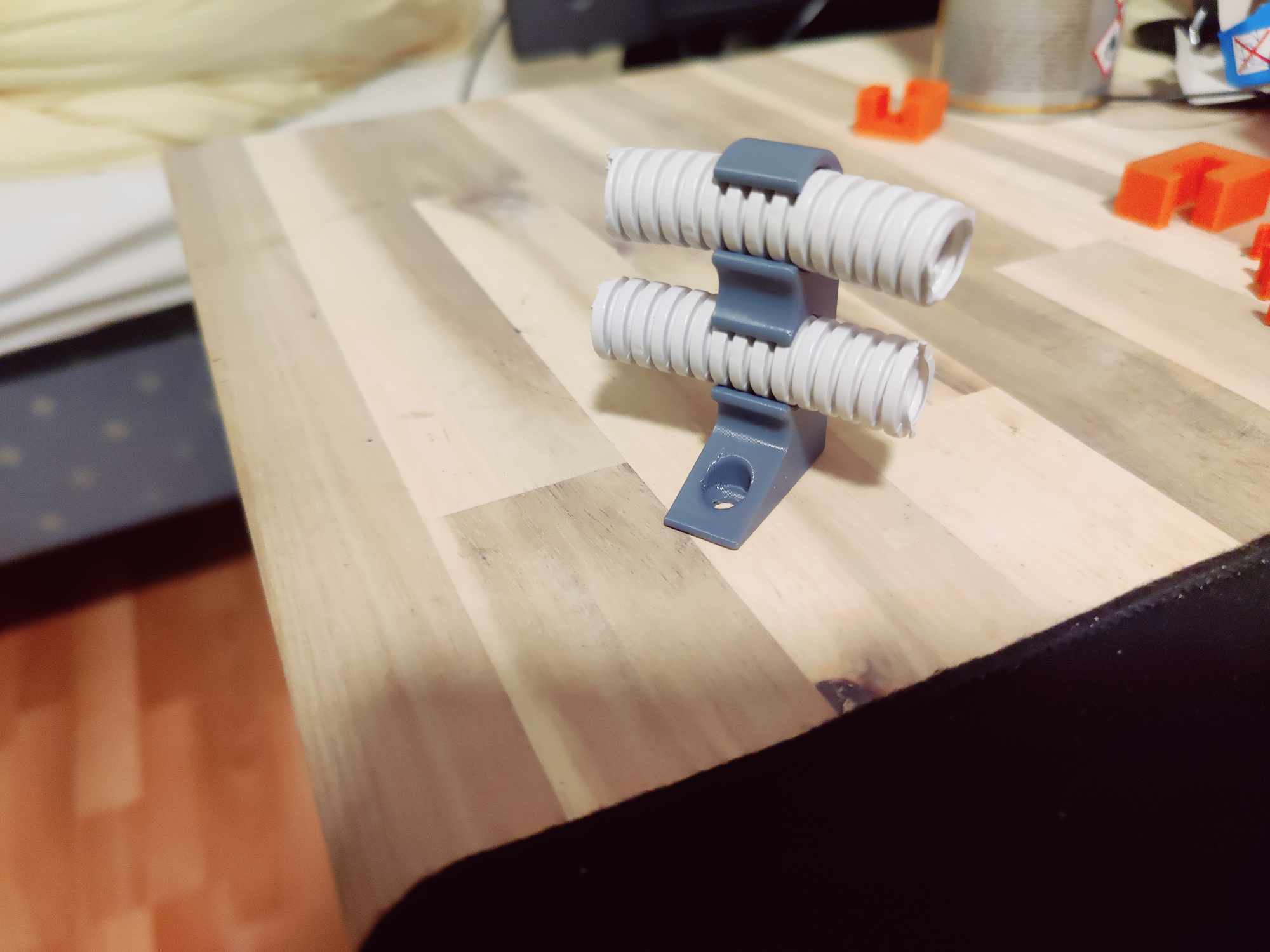 Conduit holder by Oystein Download free STL model