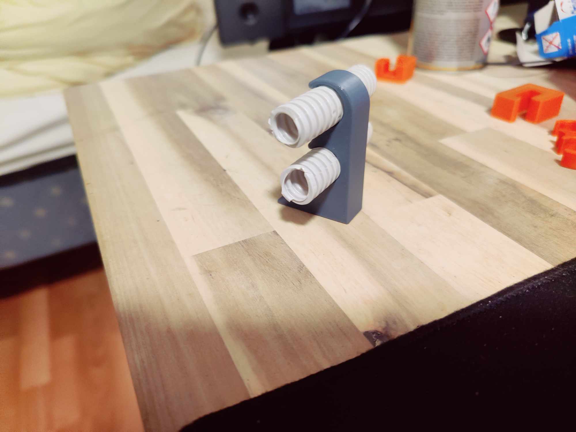 Conduit holder by Oystein Download free STL model