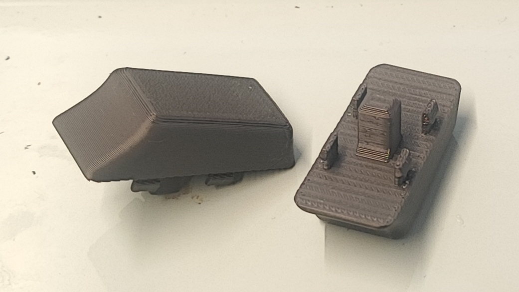 Volvo XC70 boot cover removal button
