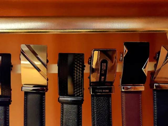 Belt holder