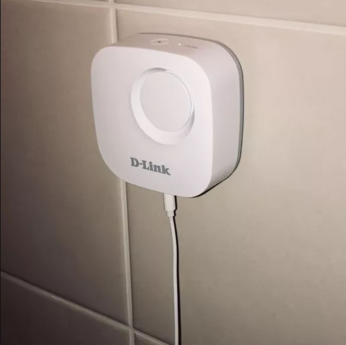 Wall holder for water sensor D-Link DCH-S161