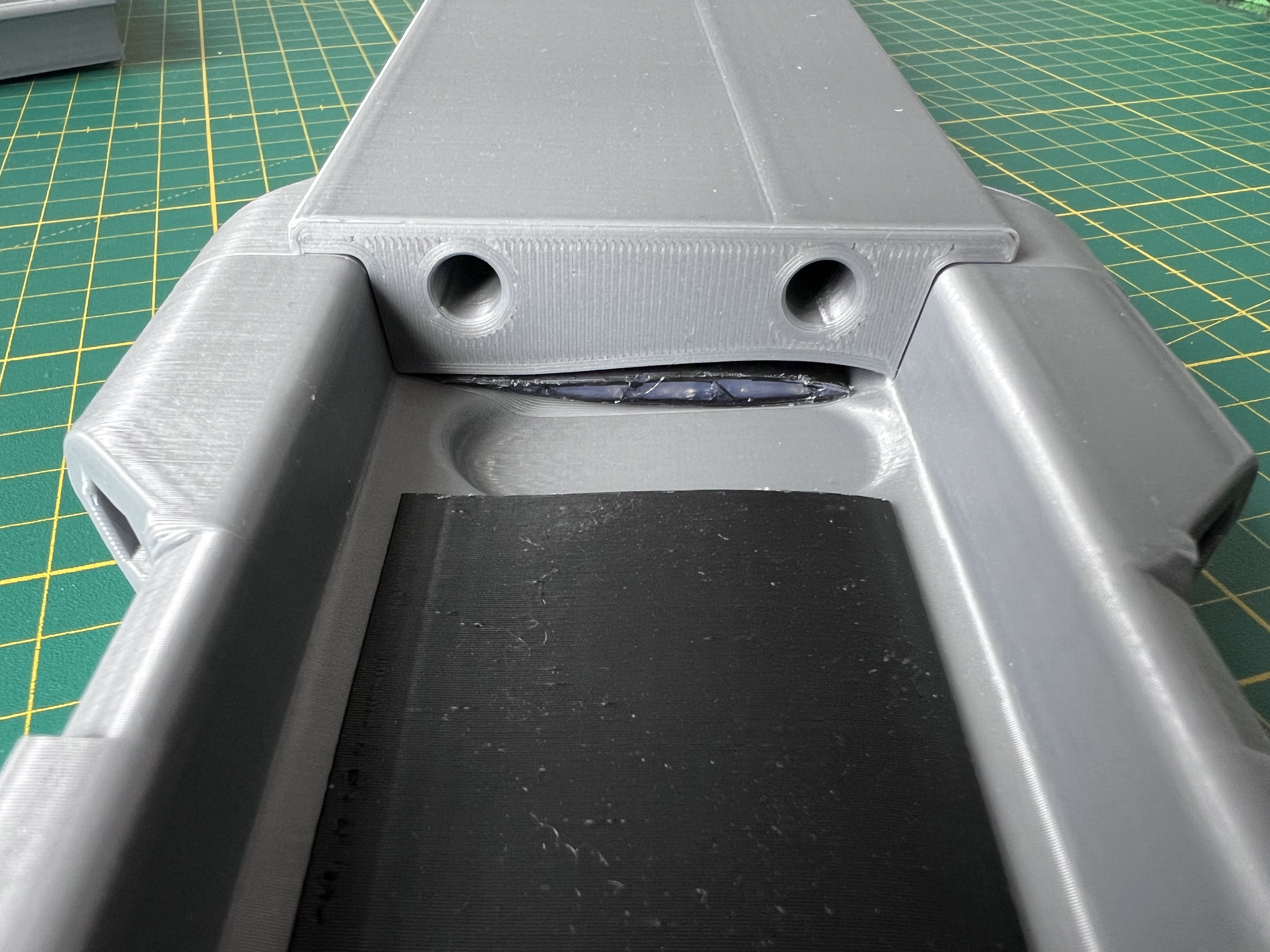 Hydrofoil stab compression mold — thumbnail 10