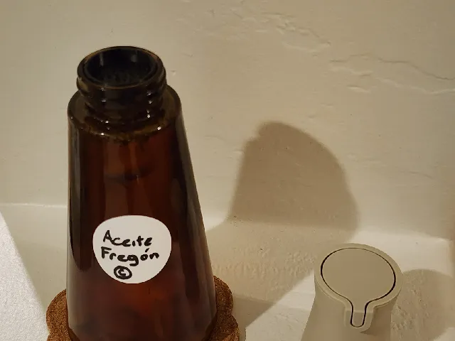 IKEA HALVTOM oil bottle screen