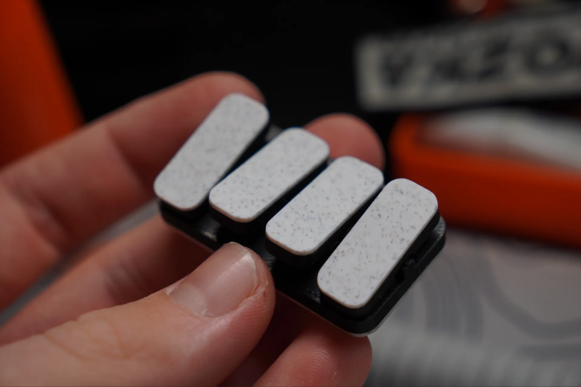 4 Click Magnetic Switch Fidget Toy