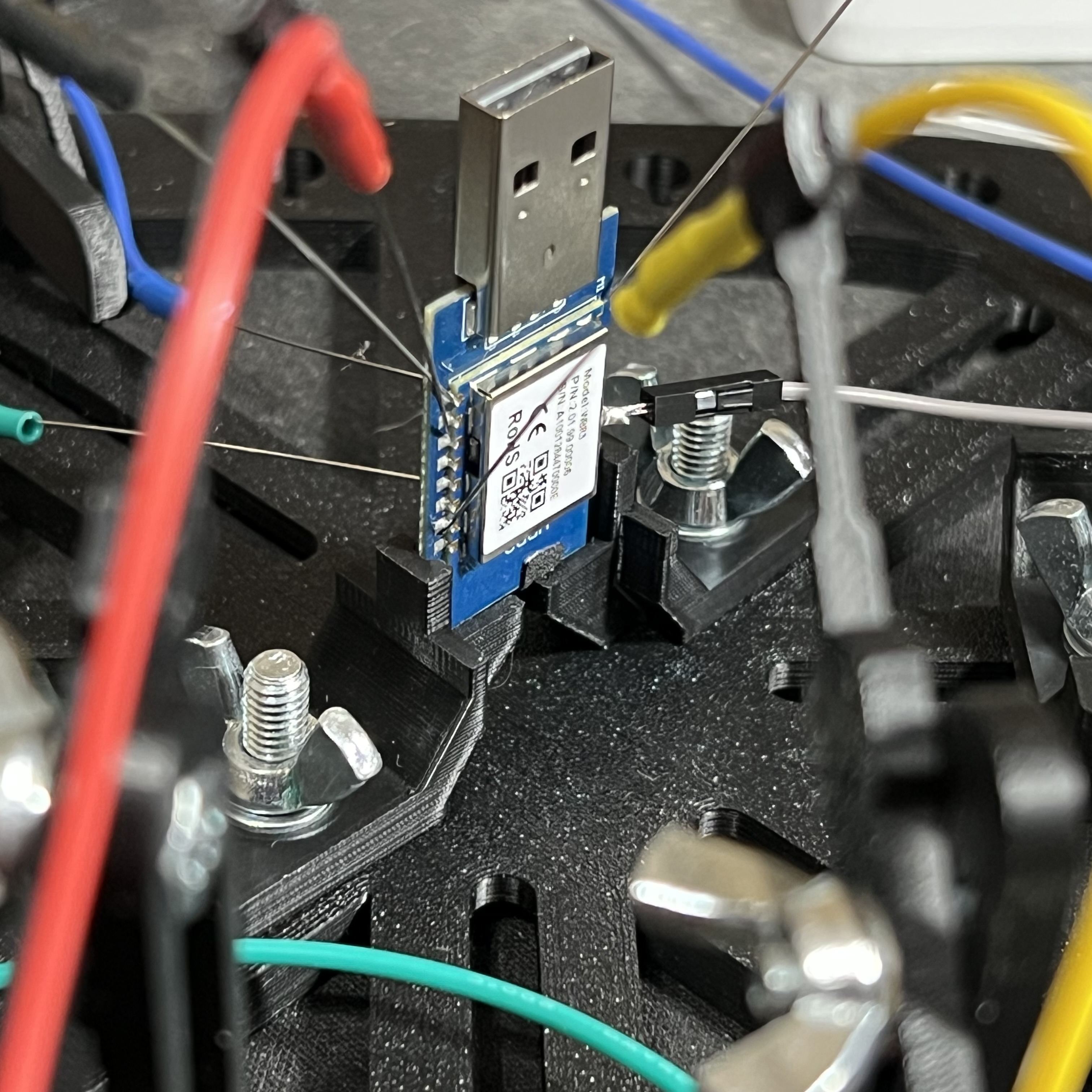 PCB Workstation with Nano Probes – Vertical Clamp Remix for Small MCUs