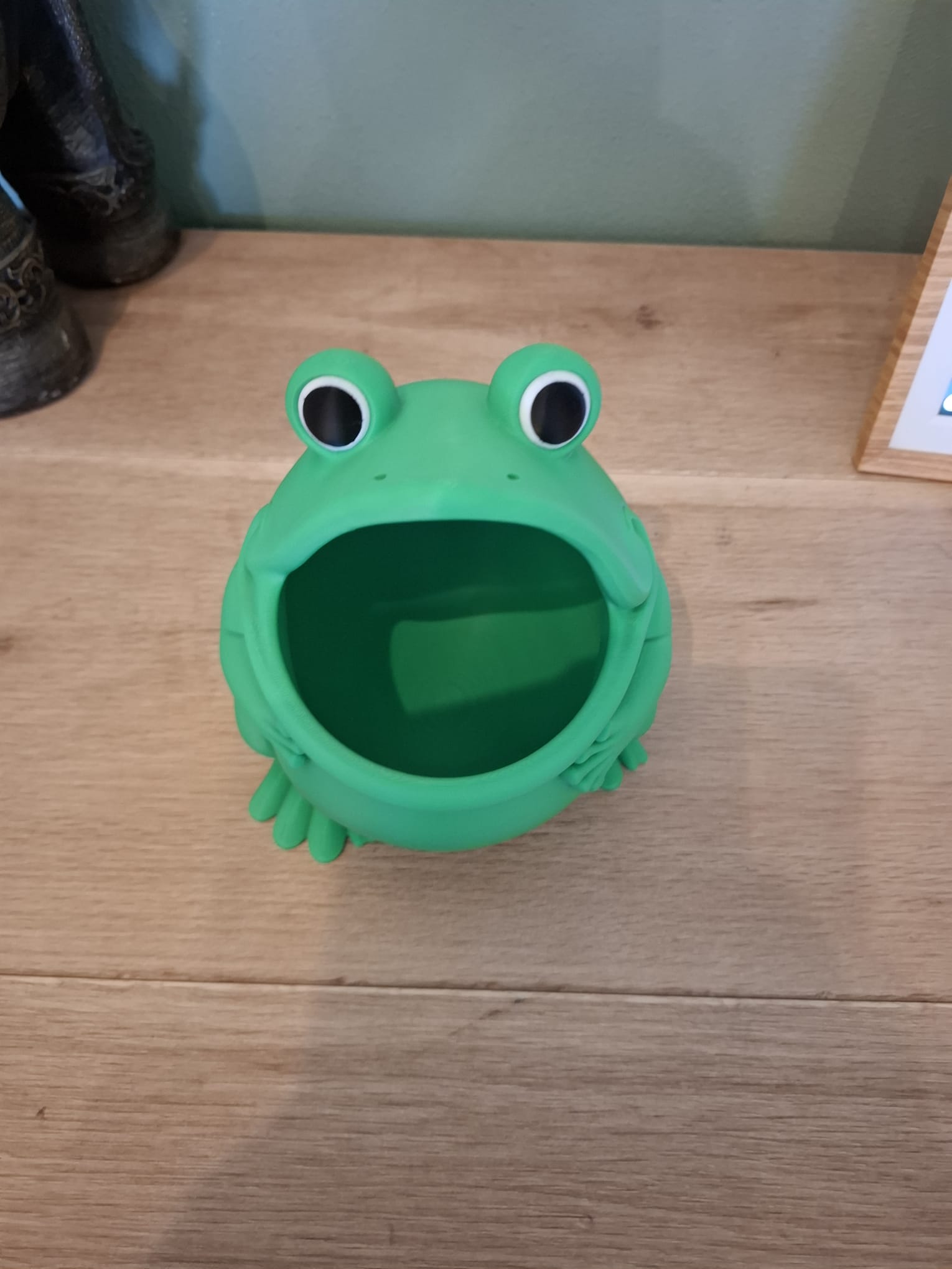 Chompy the Frog - Frog Storage Bowl & Candy Holder — miniatura 7