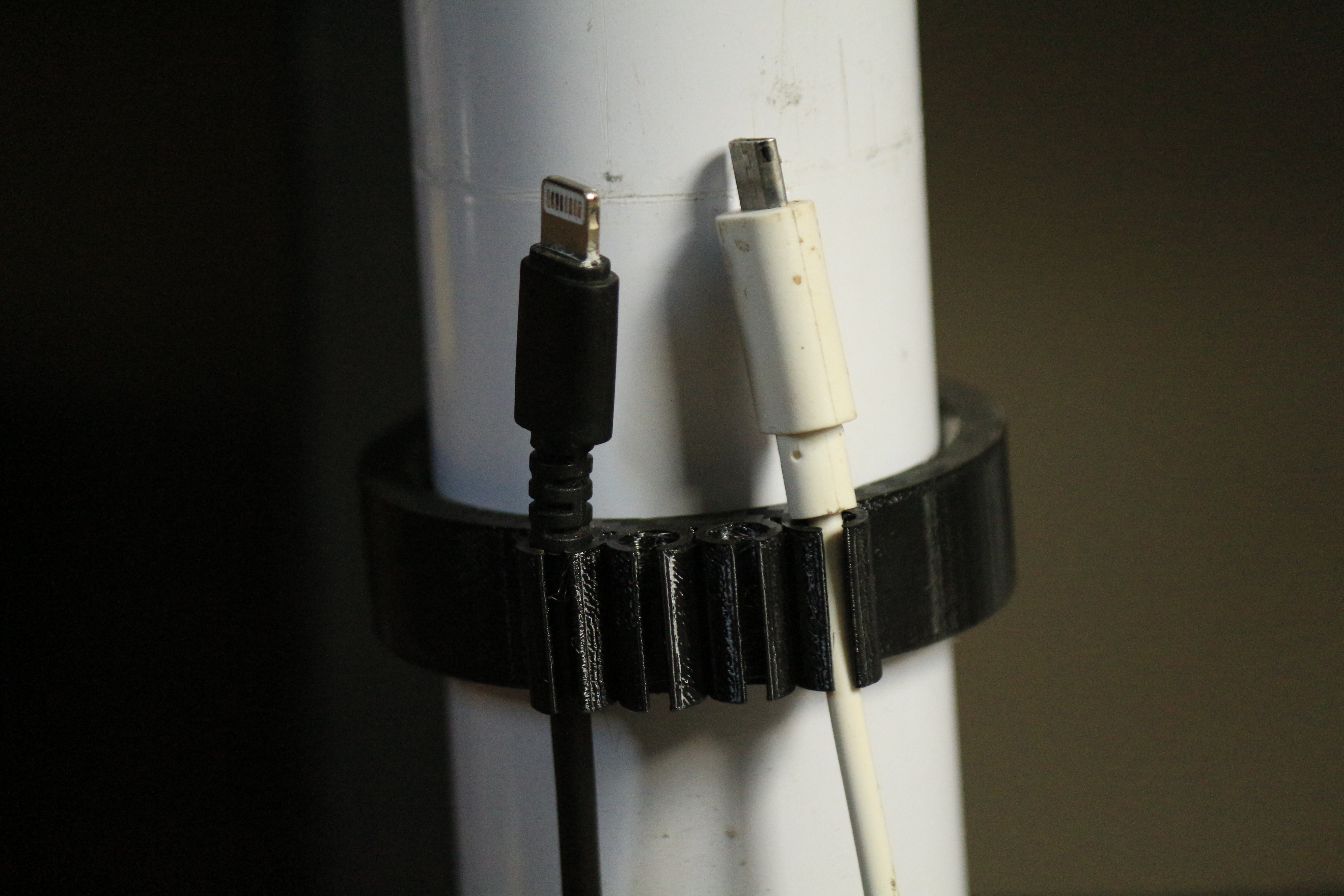 Parametric TPU Cable Snapper: