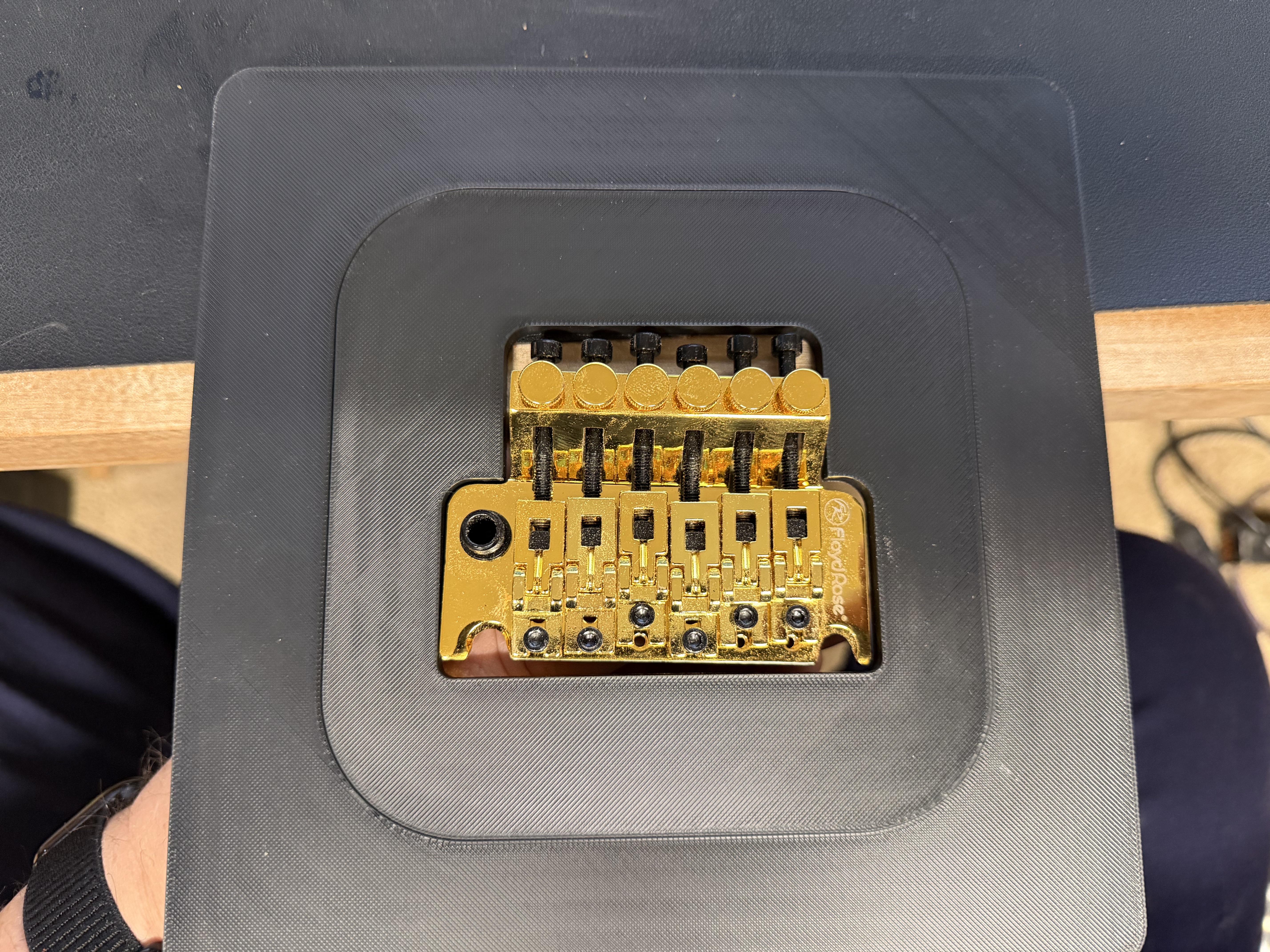 Floyd Rose Routing Templated