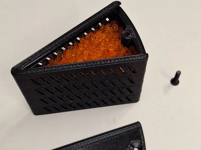 Stratasys spool desiccant holder