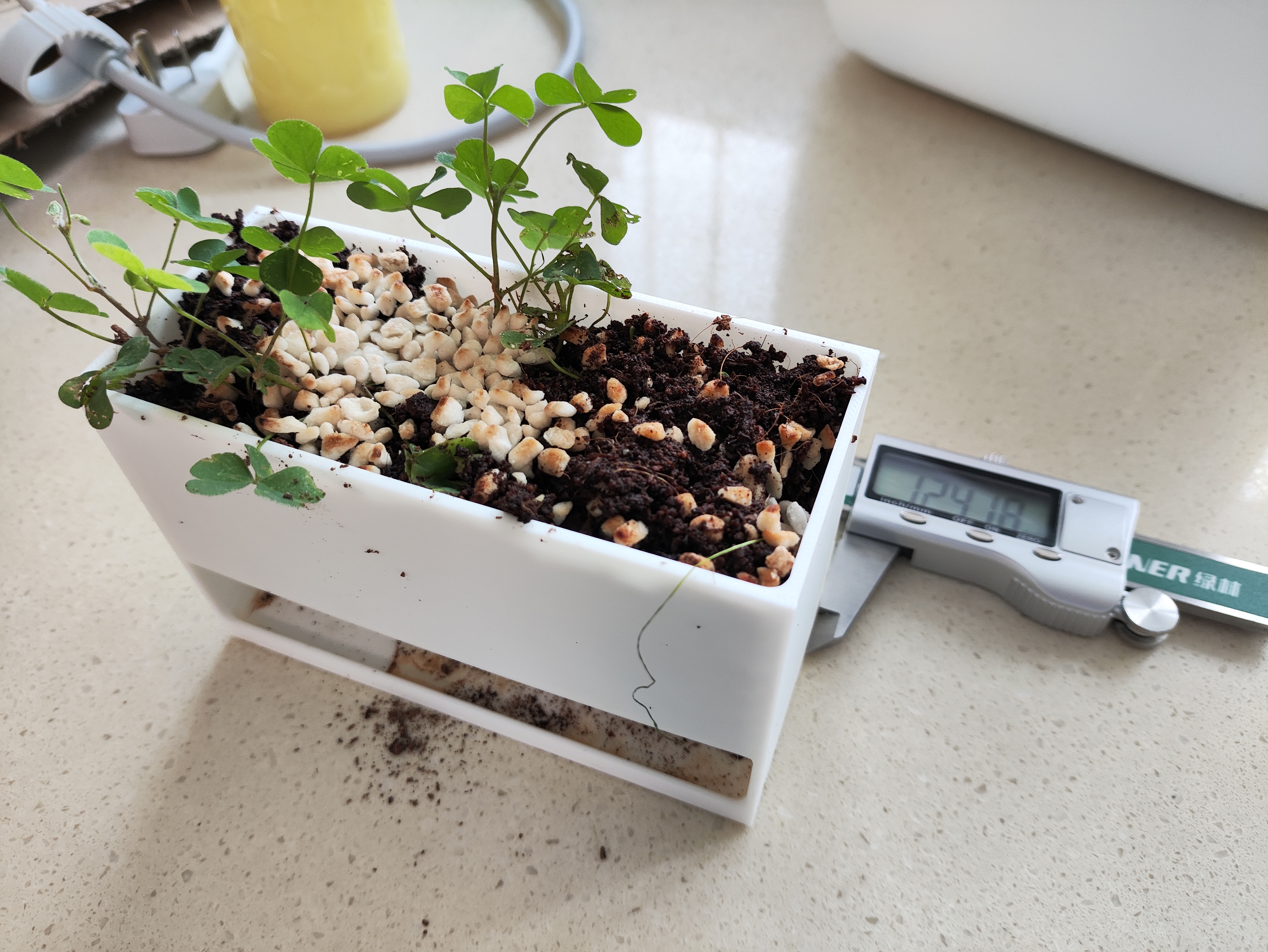 Minimalist rectangle flower pot