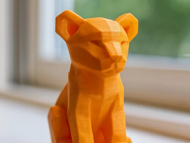 Low-Poly Lion Cub - Sitting
