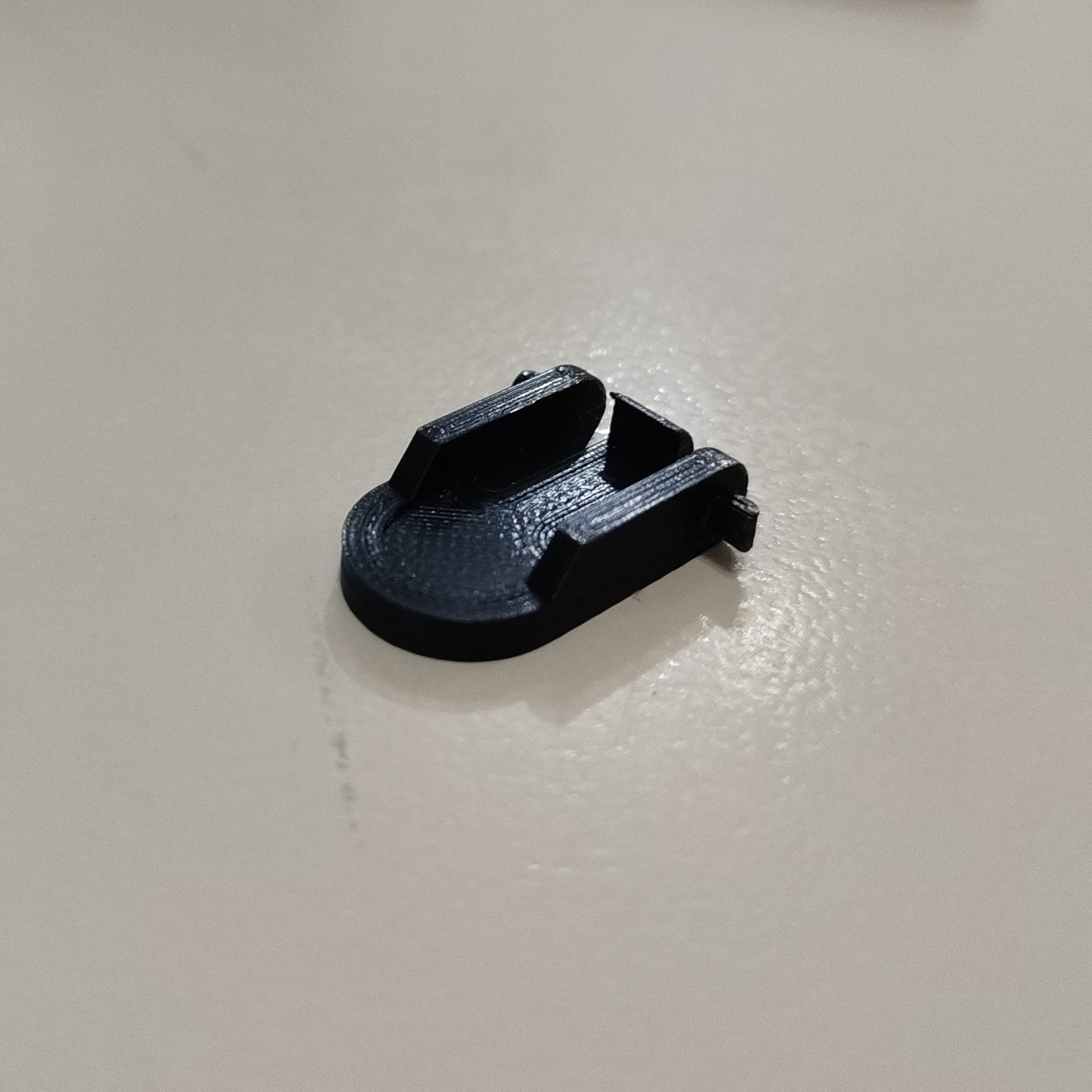 Genius KB-06X feet