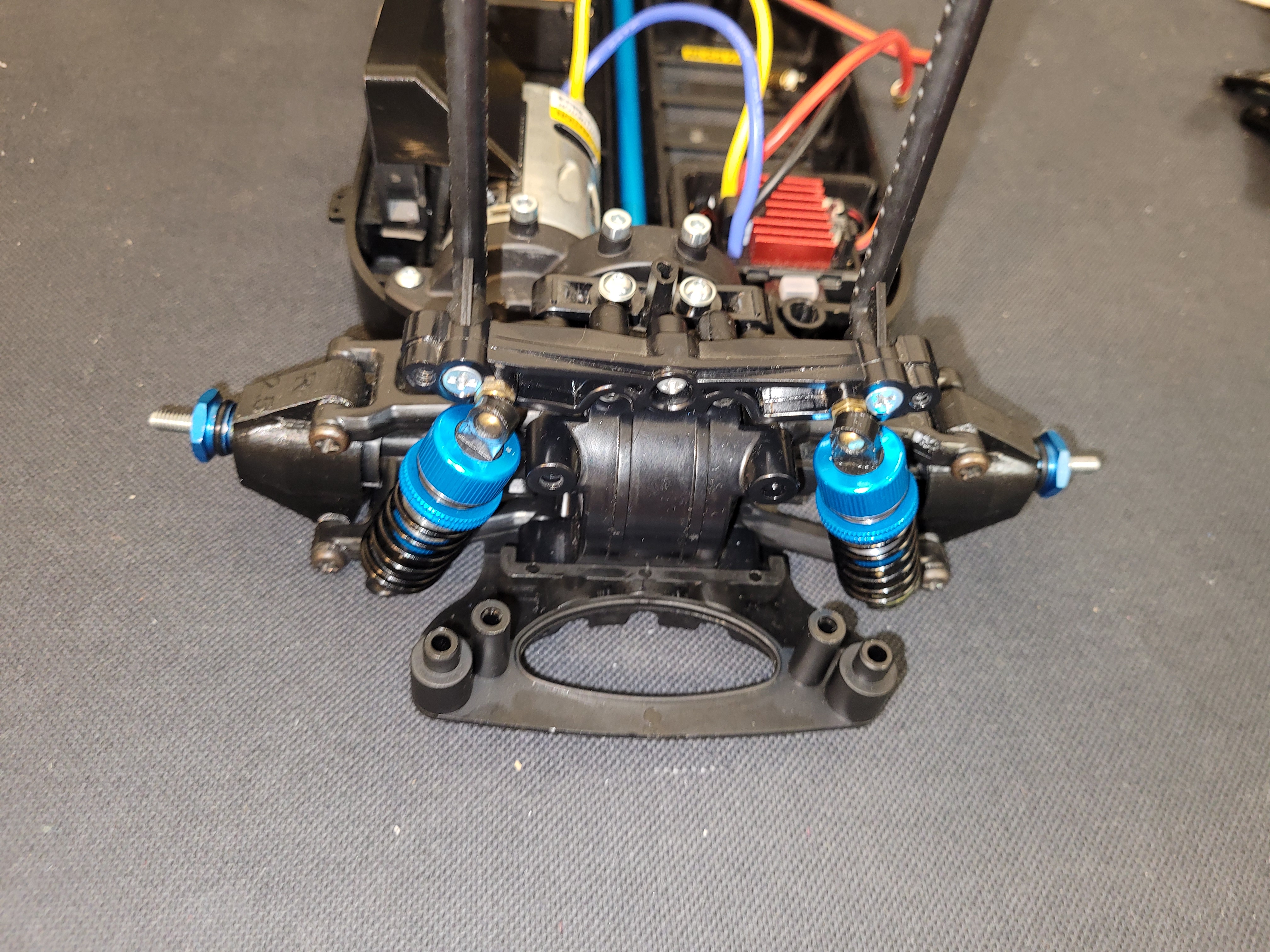 Tamiya TT01 High Grip Rear upright 2.5 degree Toe in with lower roll center