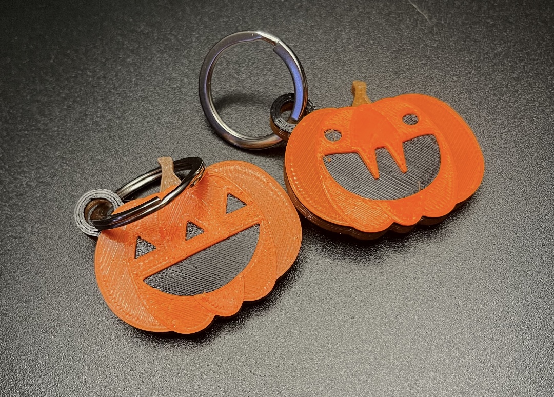 Miniatura 2 do modelo 3D Jack-o’-lantern KeyChains