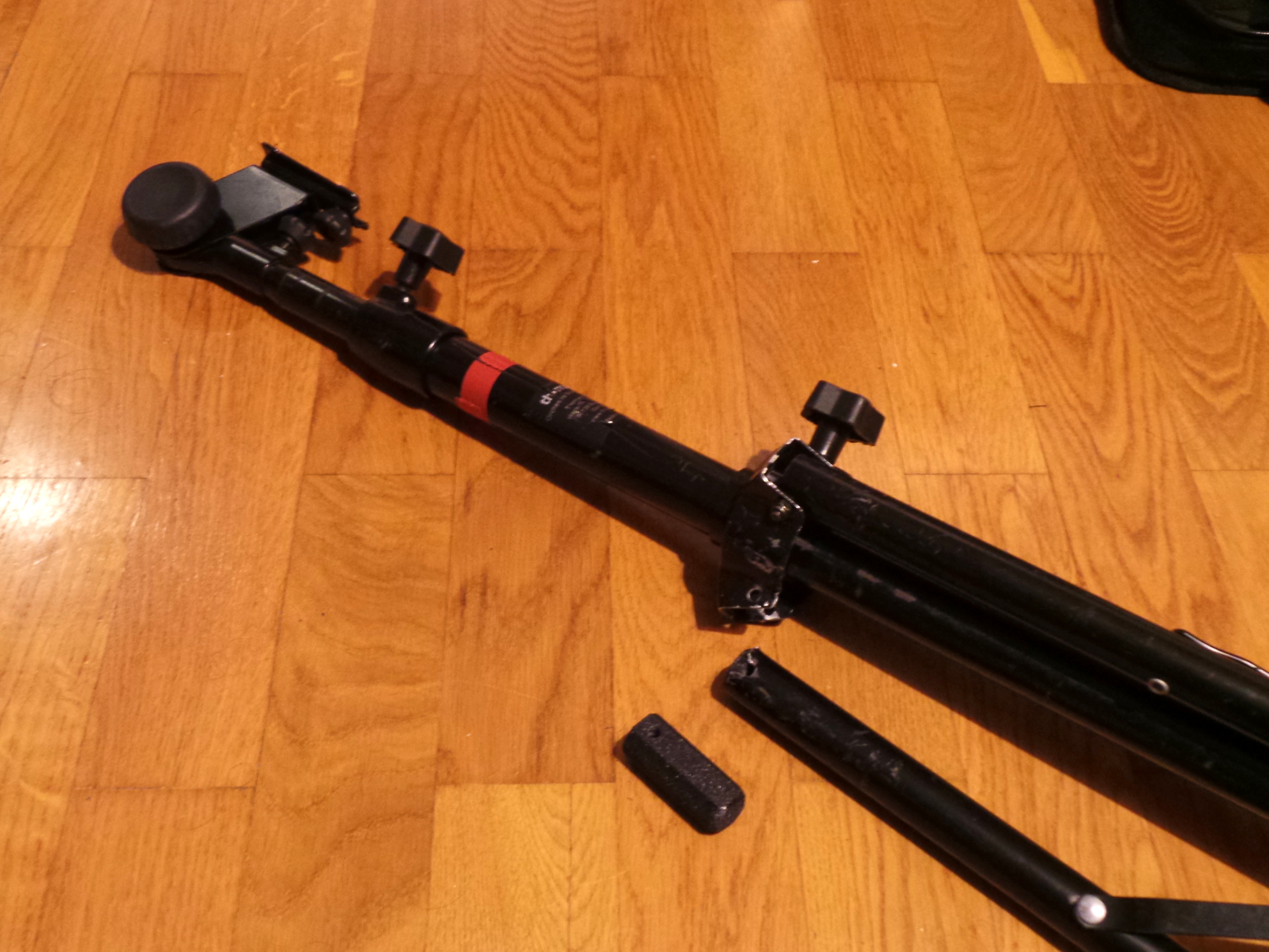 Repair for leg of Thomann "Orchestra Stand Premium" notestand
