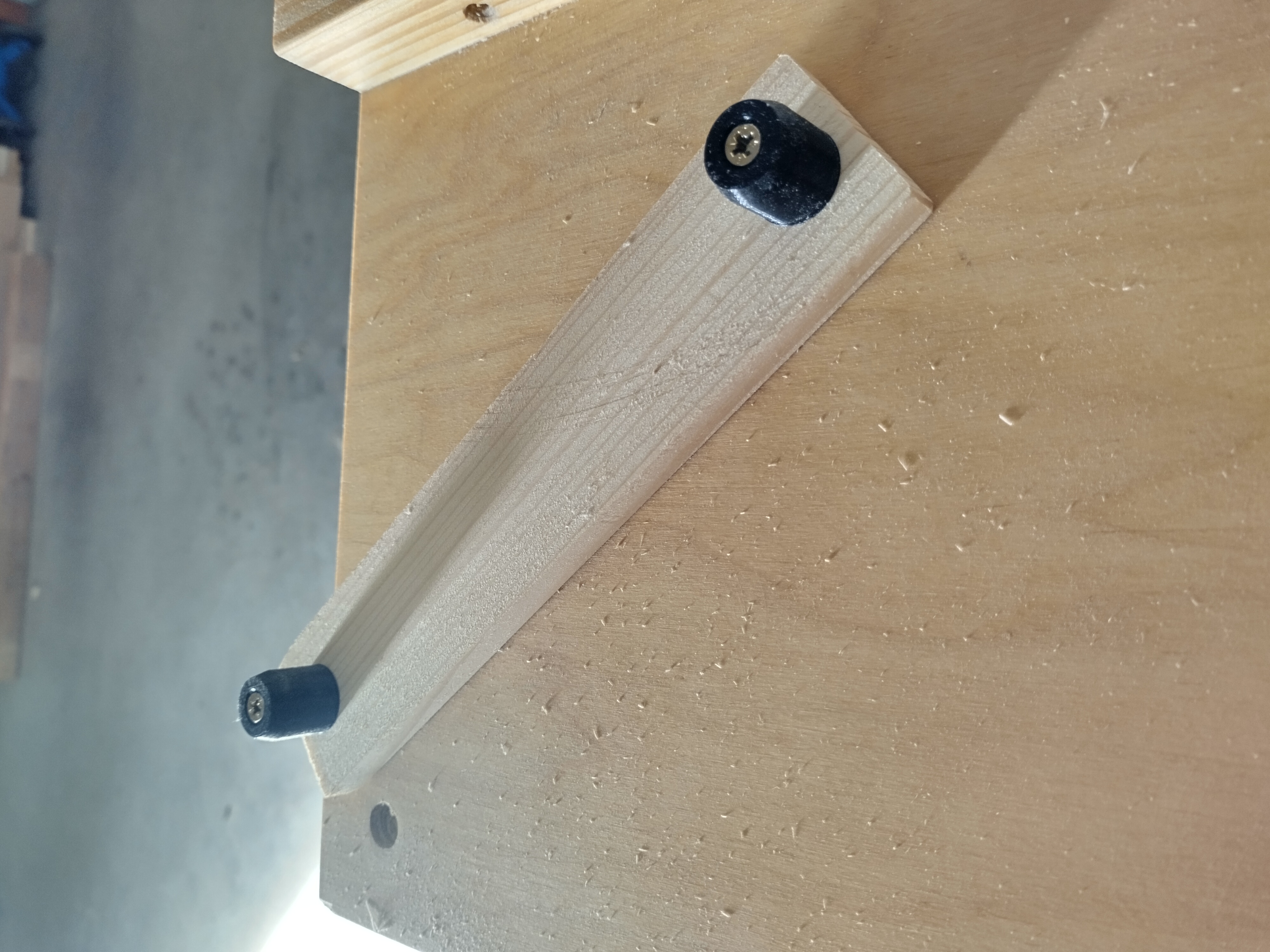 Parametric & Customizable Screwed Bench Dog