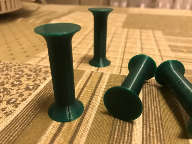 Plate holder for microvawe oven