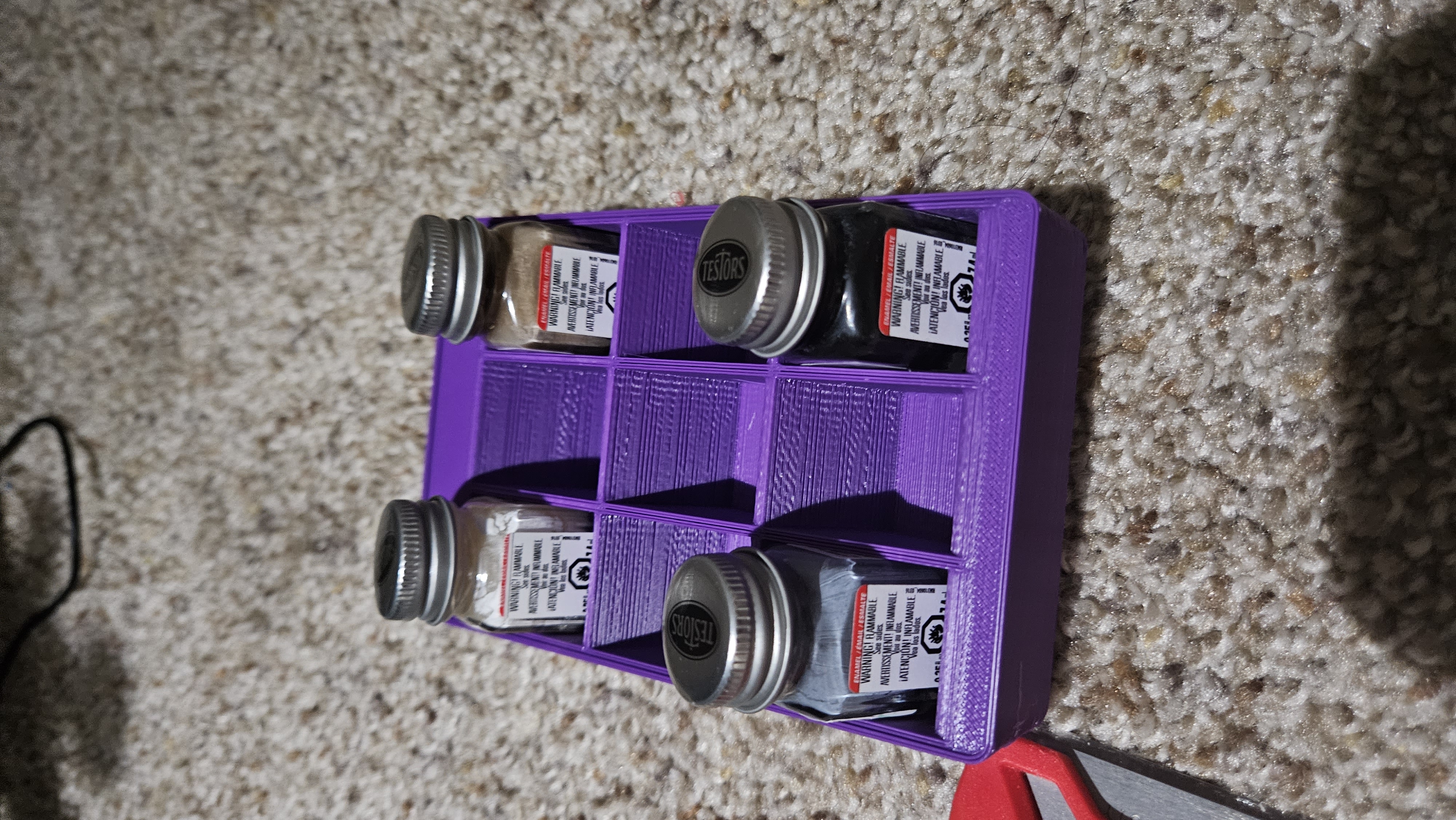 Miniatura 2 do modelo 3D Gridfinity Testors Model paint holder