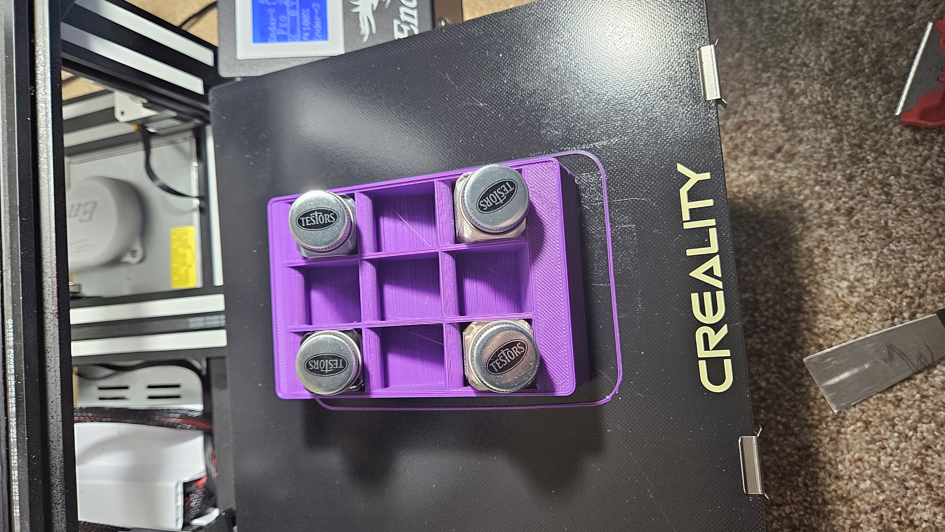 Miniatura 4 do modelo 3D Gridfinity Testors Model paint holder