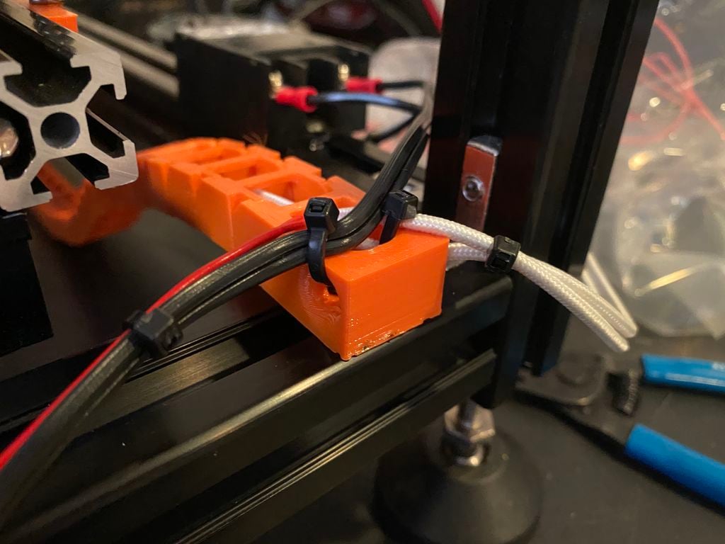 Hypercube Evolution Cable Chain Single Screw Frame Mount By