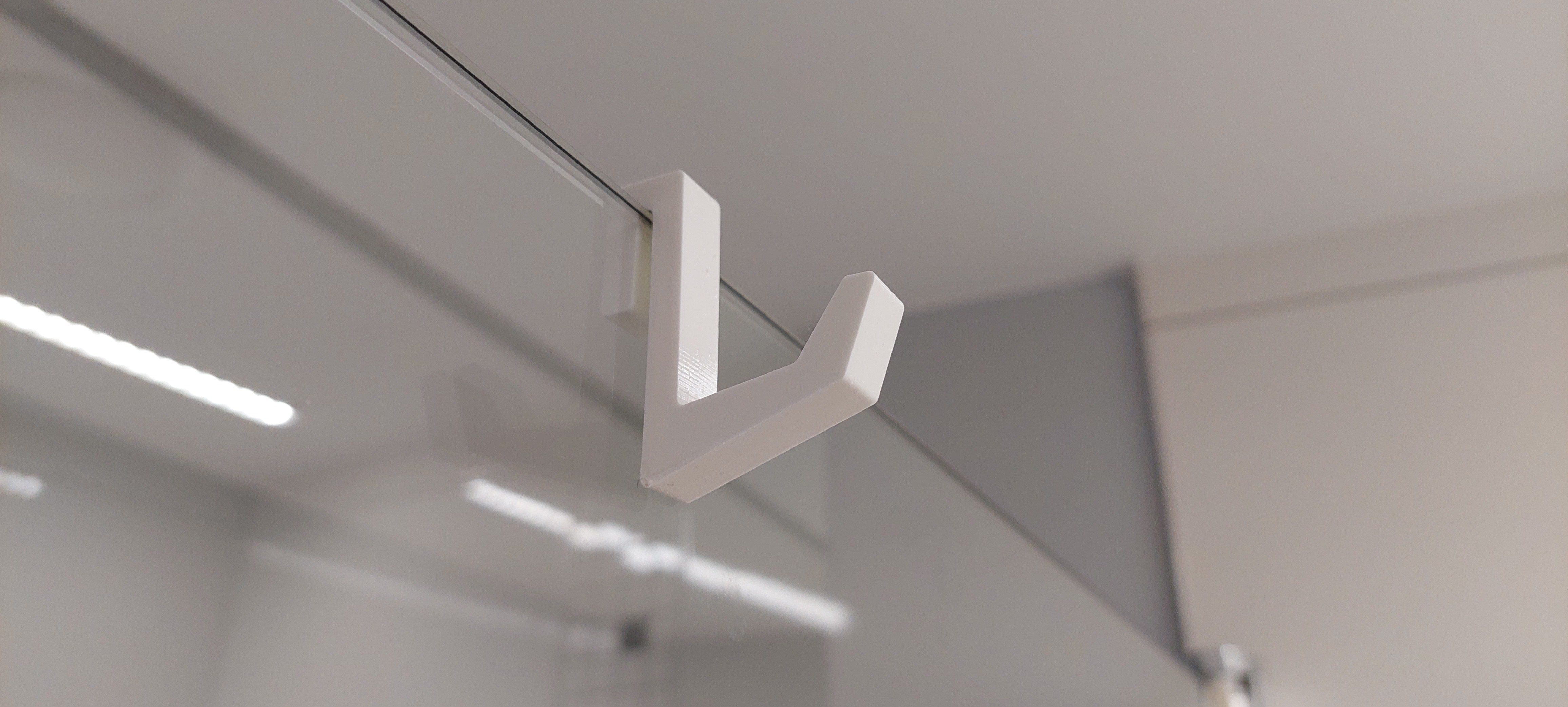 Shower/towel hook