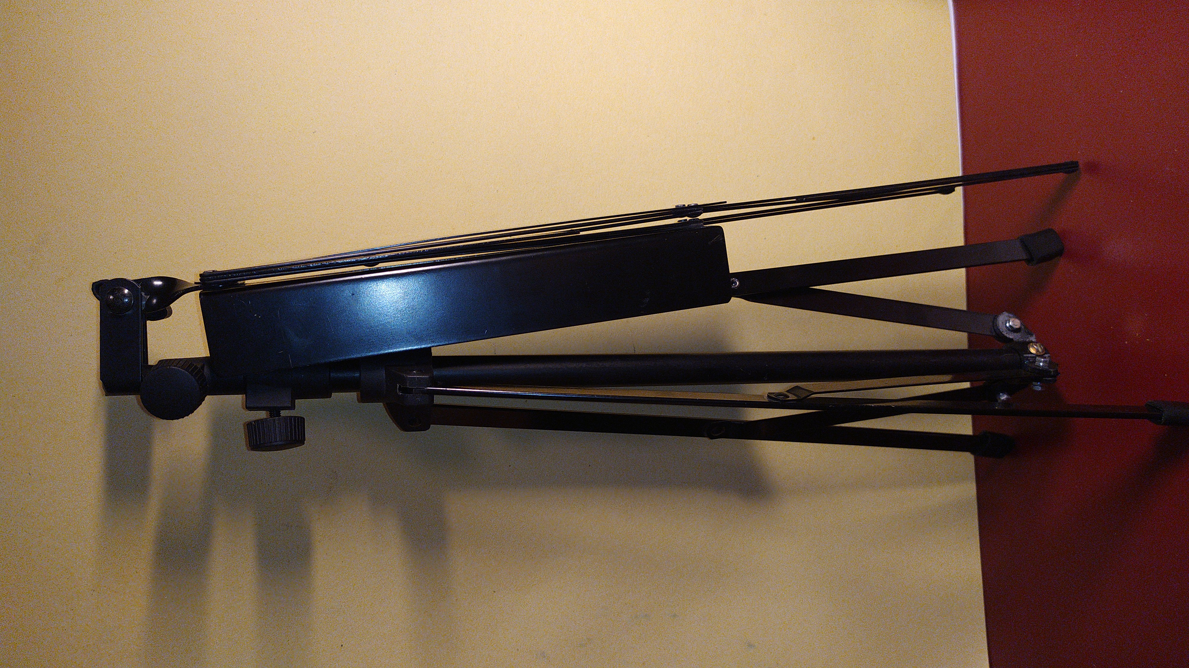 Note stander repair — miniatura 2