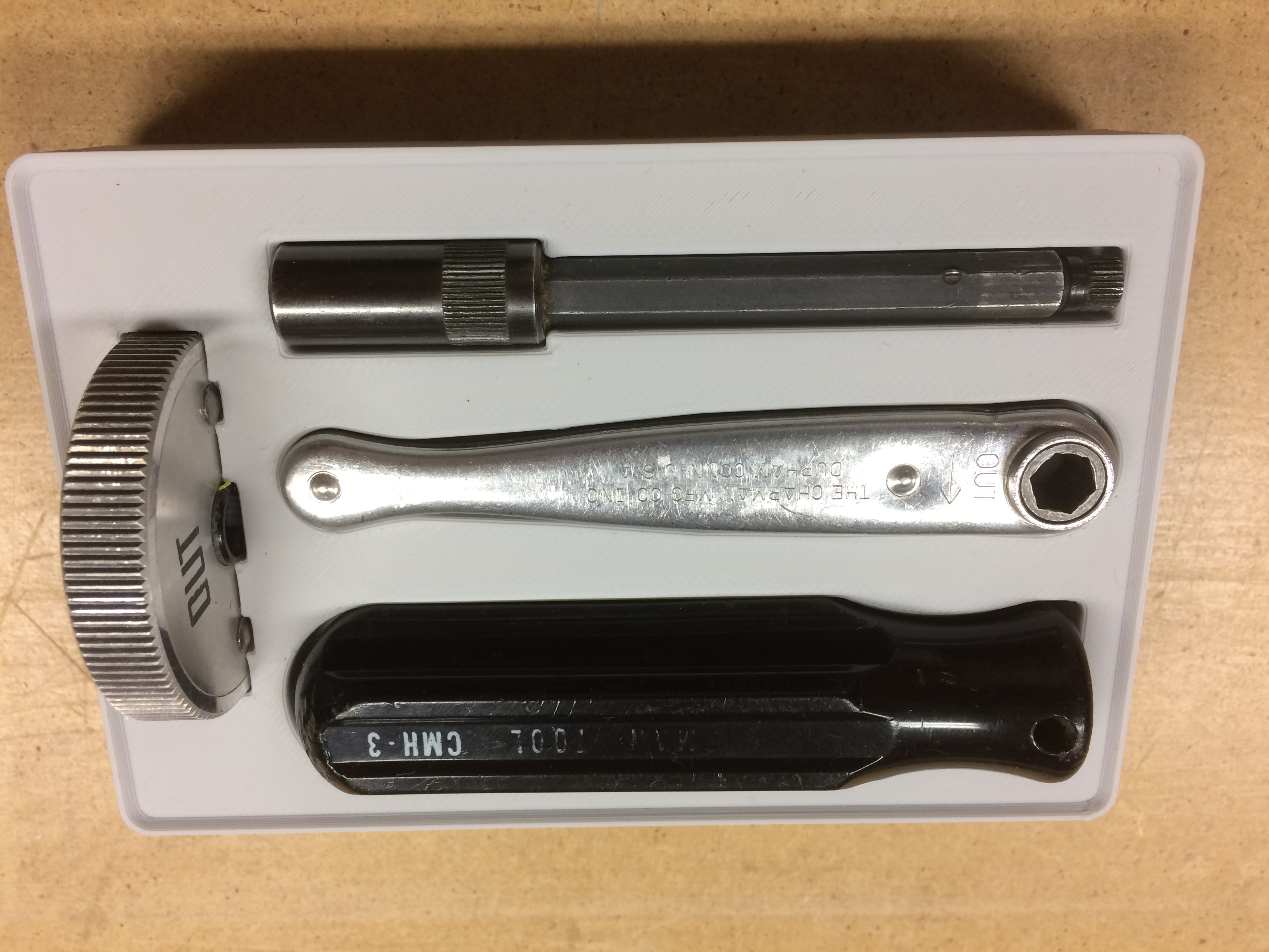 Gridfinity case for Chapman Screwdriver set by Tuxedo Download free