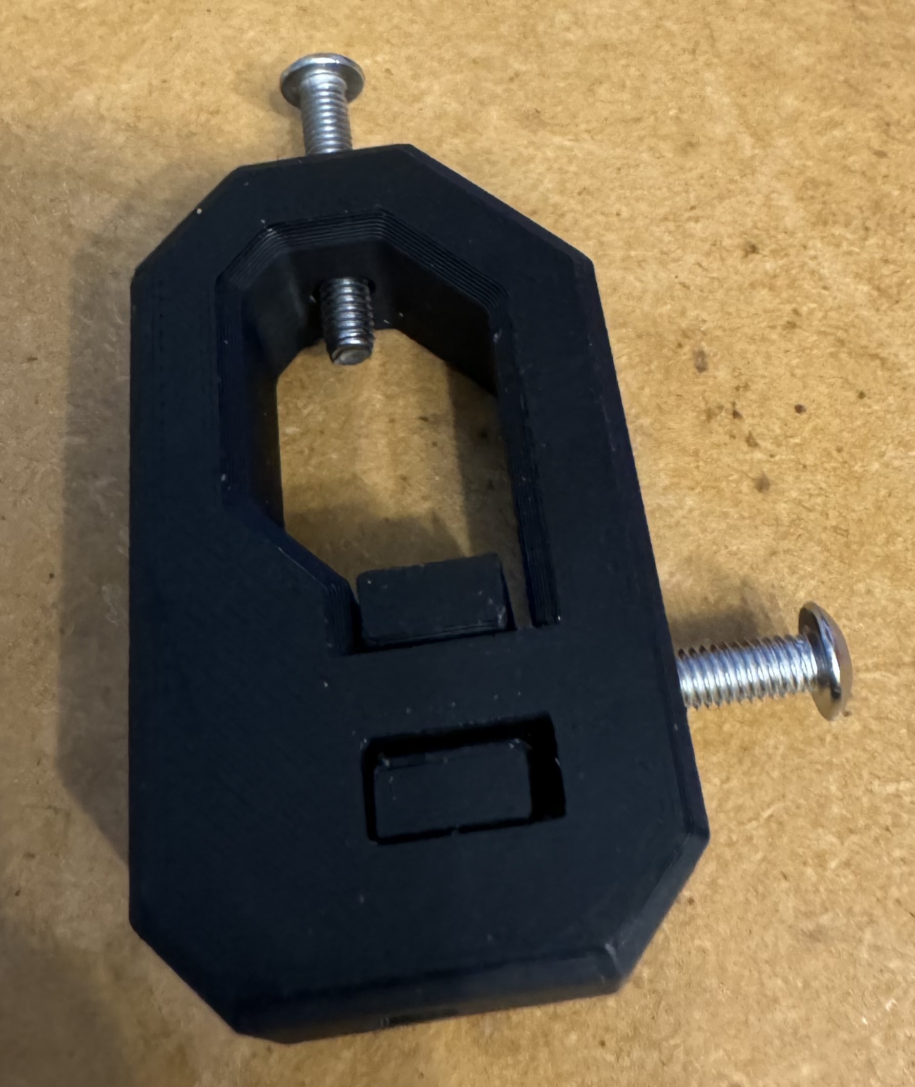 Shimano brake hose tool with Hex Nuts by Simon Download free STL