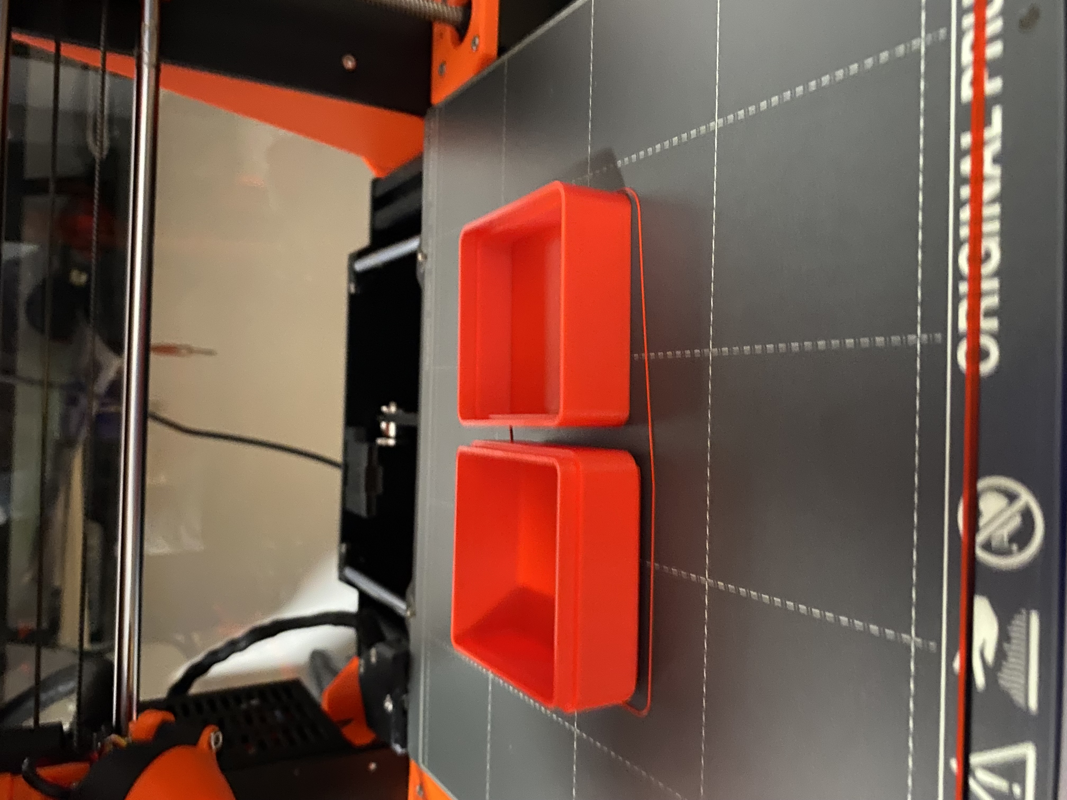 Parametric box with stops