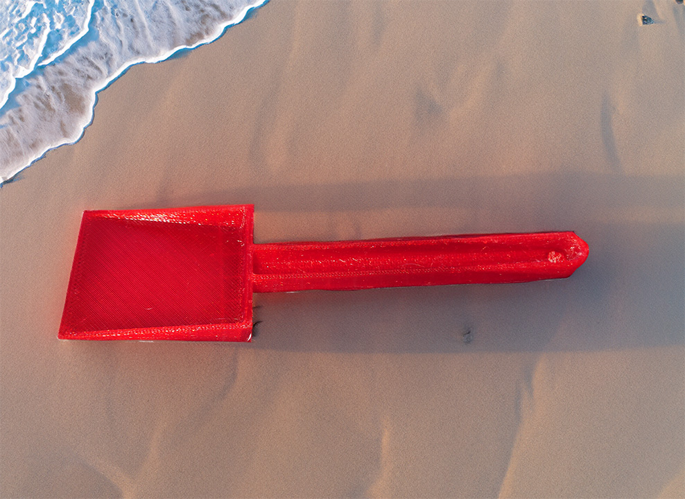 Toddler's shovel