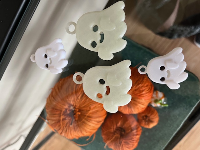 Halloween Ghost Keychain Bigger with Holes