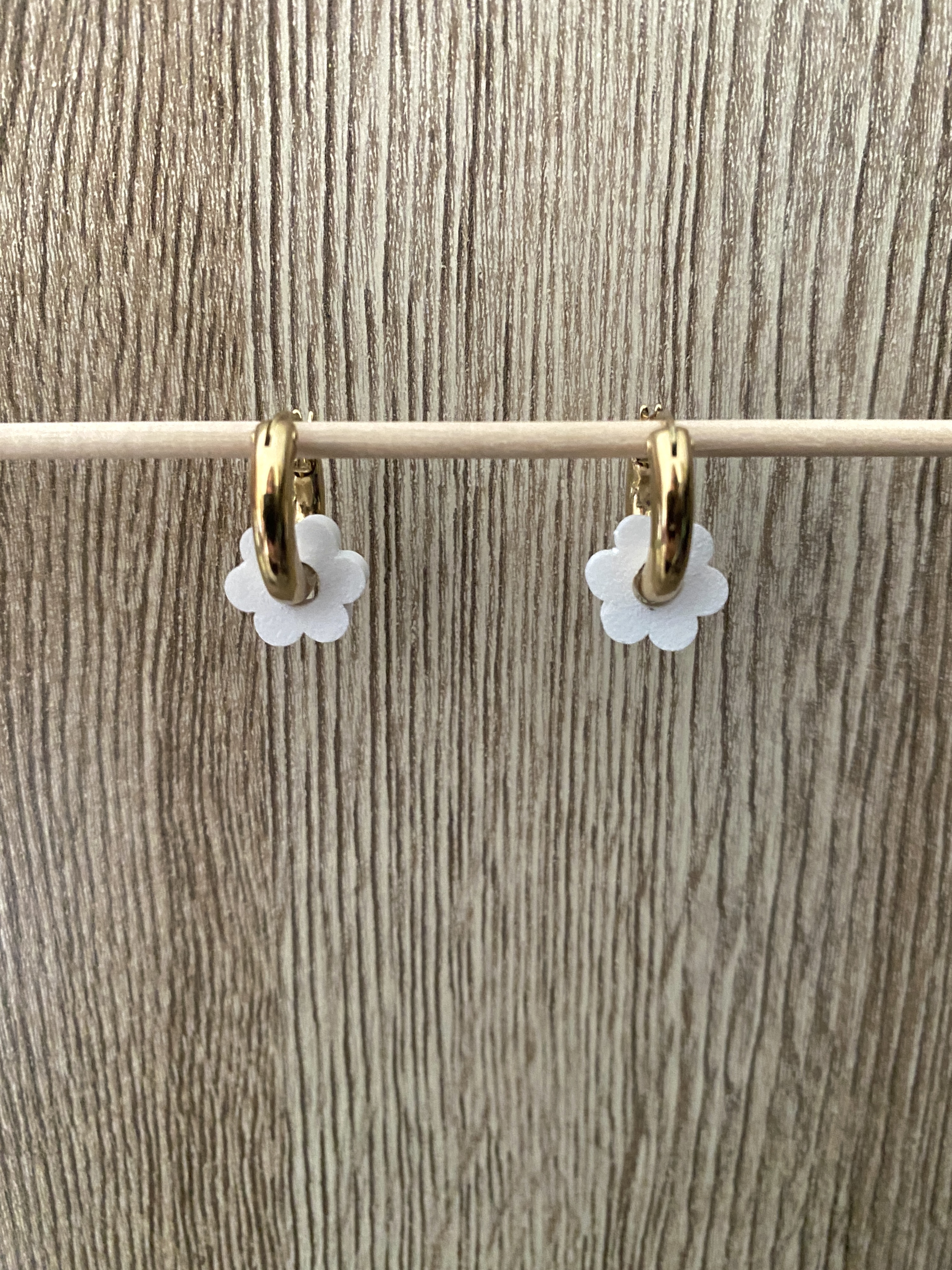Blumenanhänger für Creolen / Ohrringe