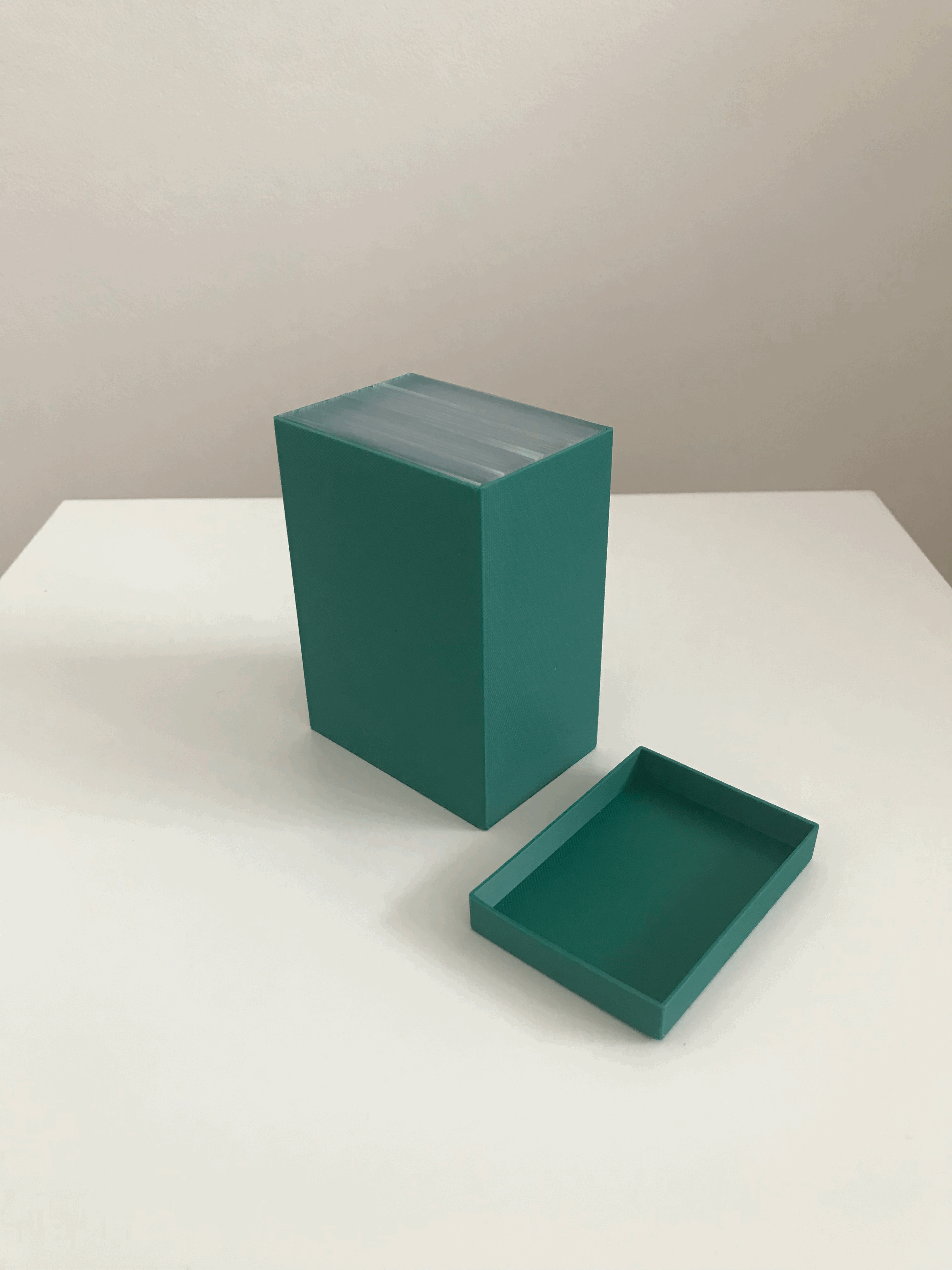 Card box for 100 sleeved cards
