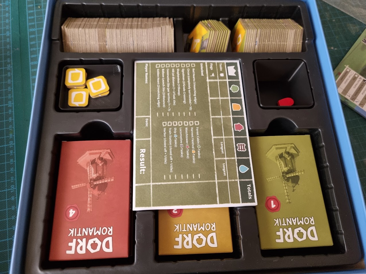 Dorfromantik token trays