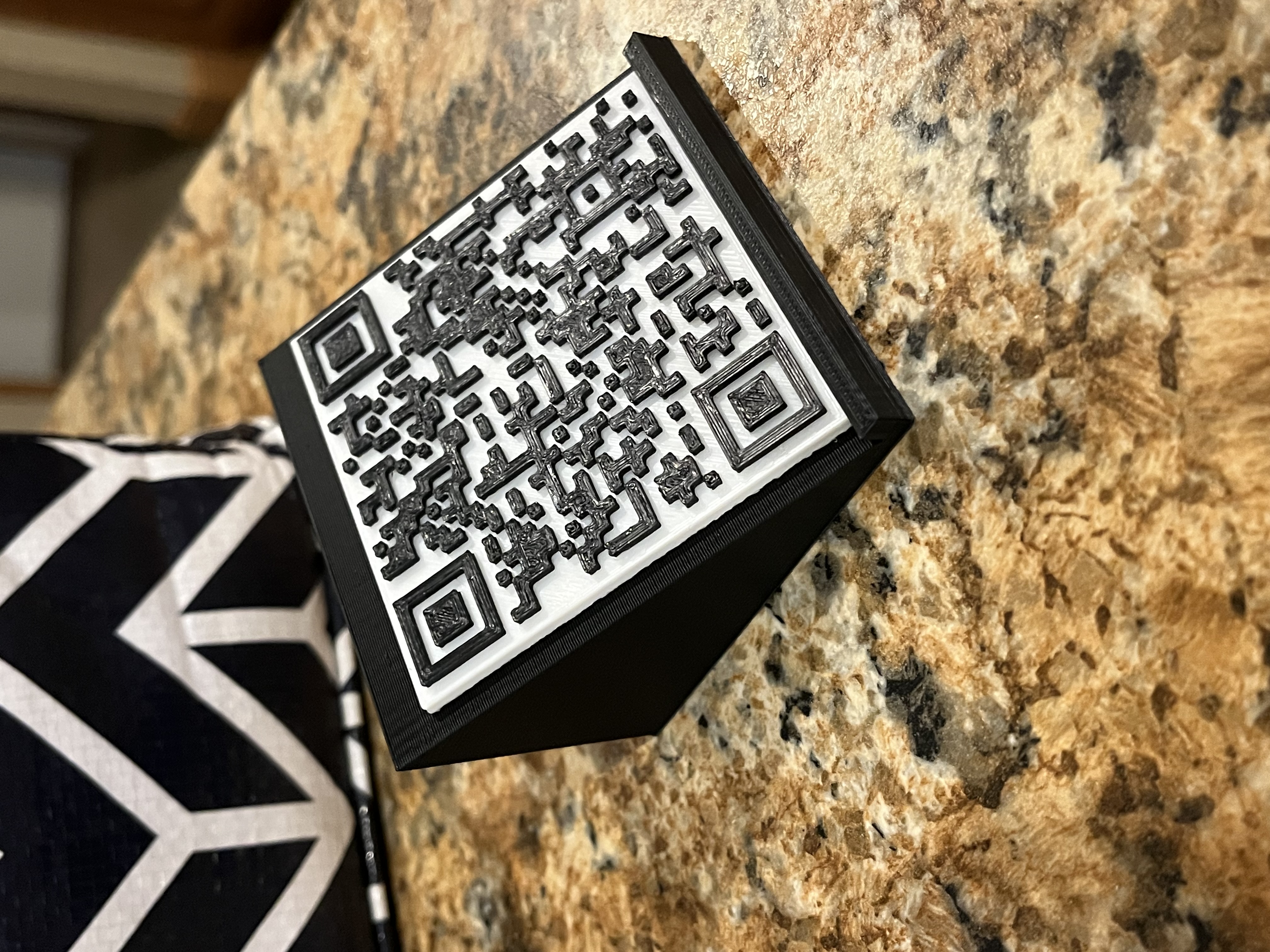 Miniatura 6 do modelo 3D Customizable Wi-Fi QR code