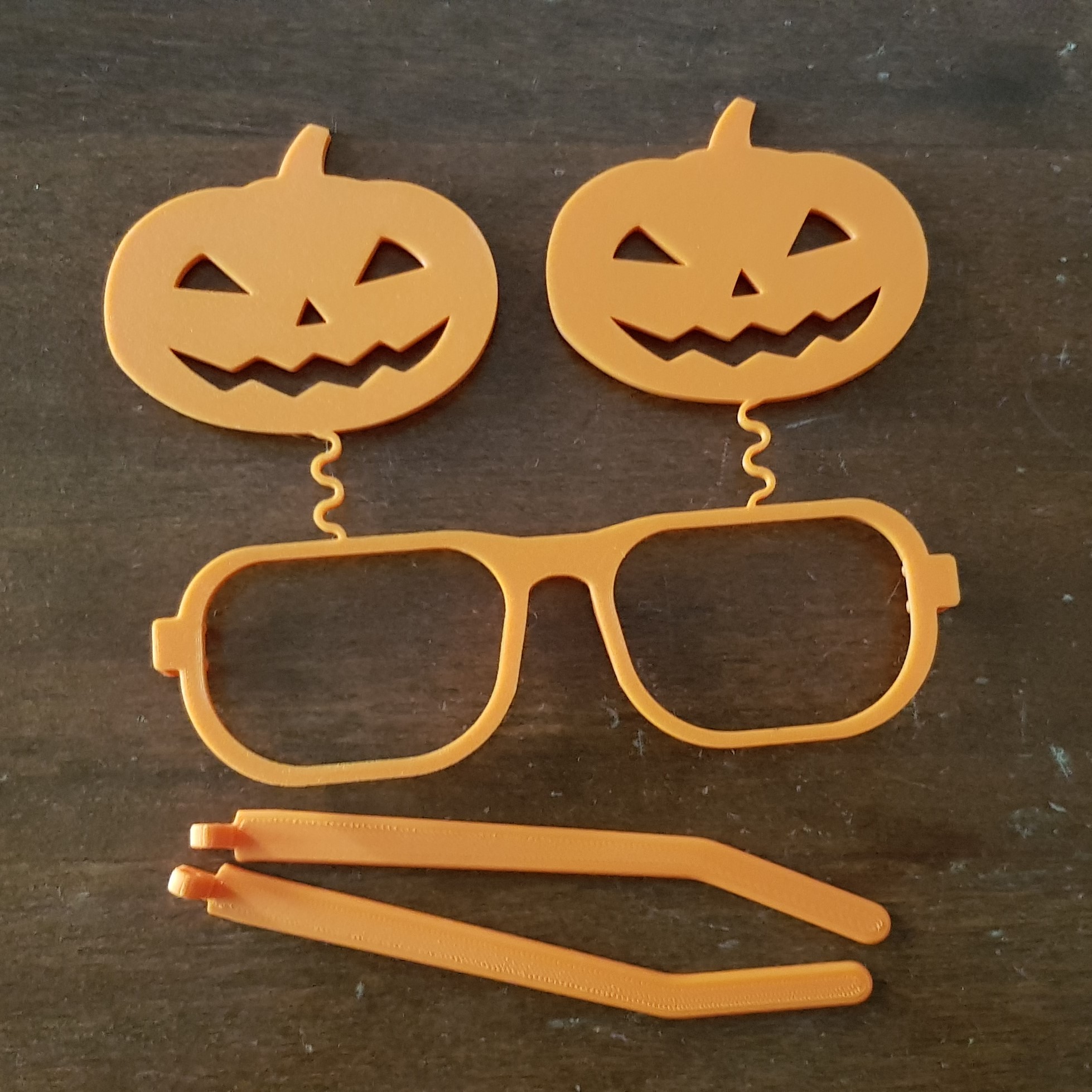 Pumpkins Bobbleheands Glasses - Halloween by Lele88 | Download free STL ...