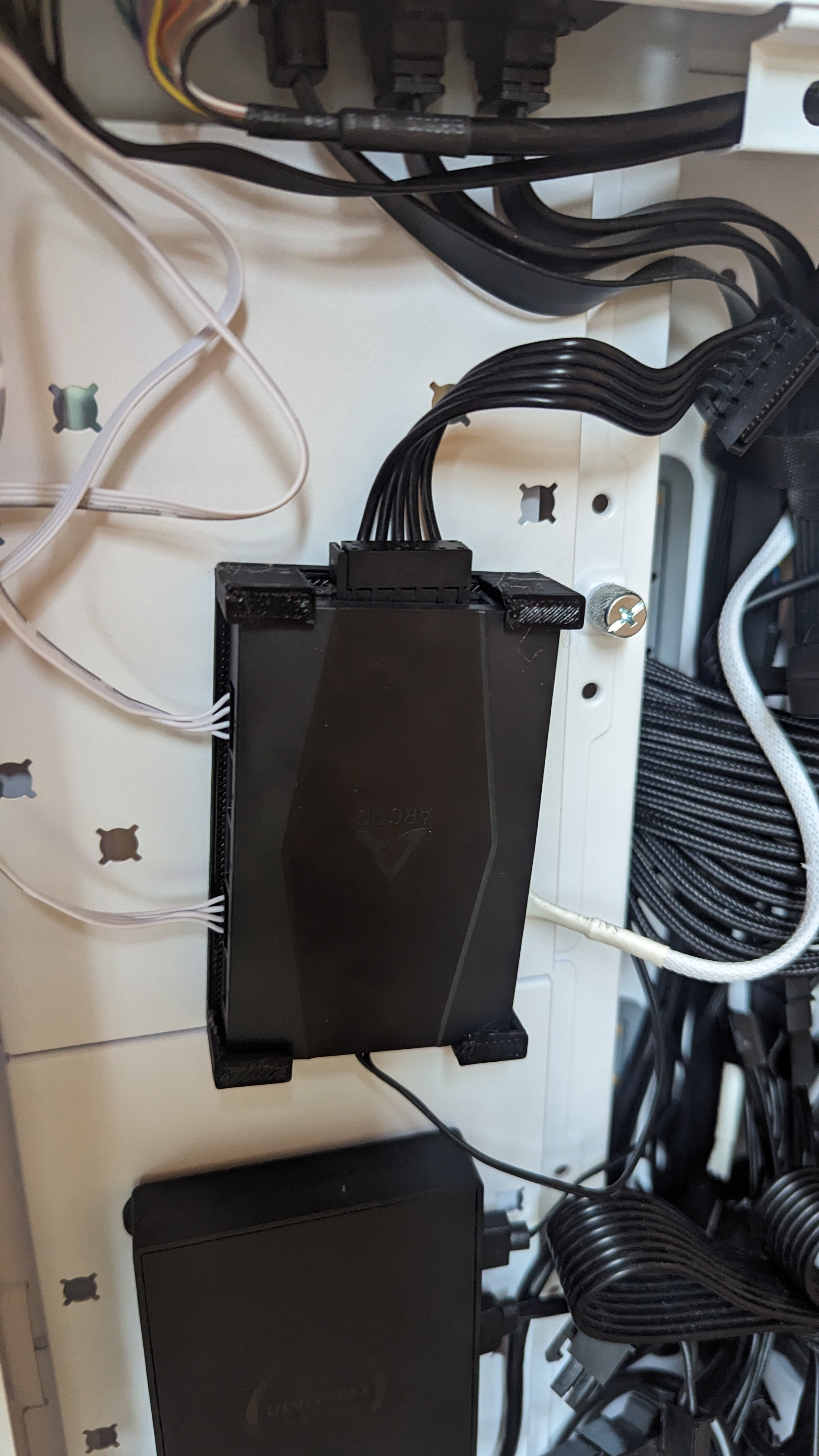 ARCTIC Case Fan Hub Mount by AaronOaks Download free STL