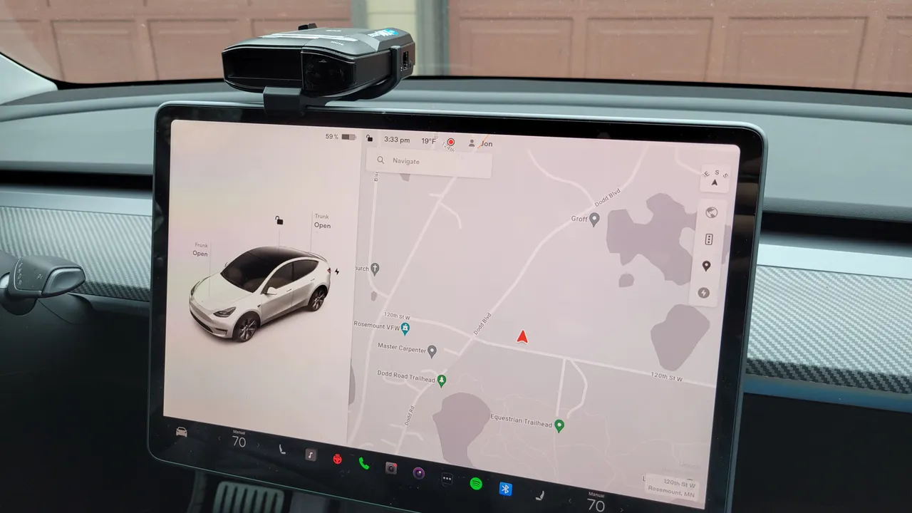 Escort Max 360 removable screen mount for Tesla Model 3 and Model Y by  Michael Gofman, Download free STL model