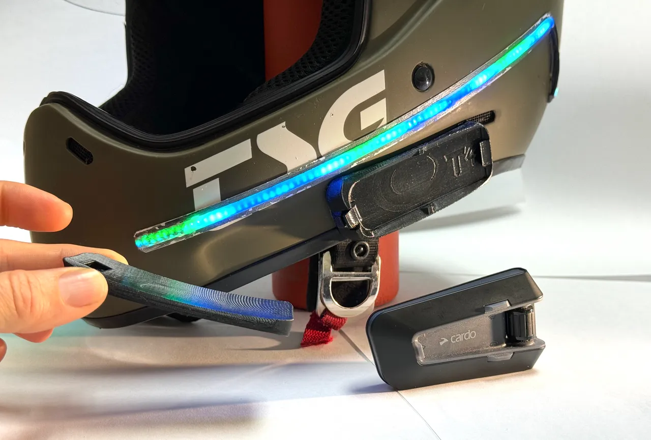 Cardo Packtalk Edge mount for Shoei Neotec 3 / GT-Air 3 by BoA