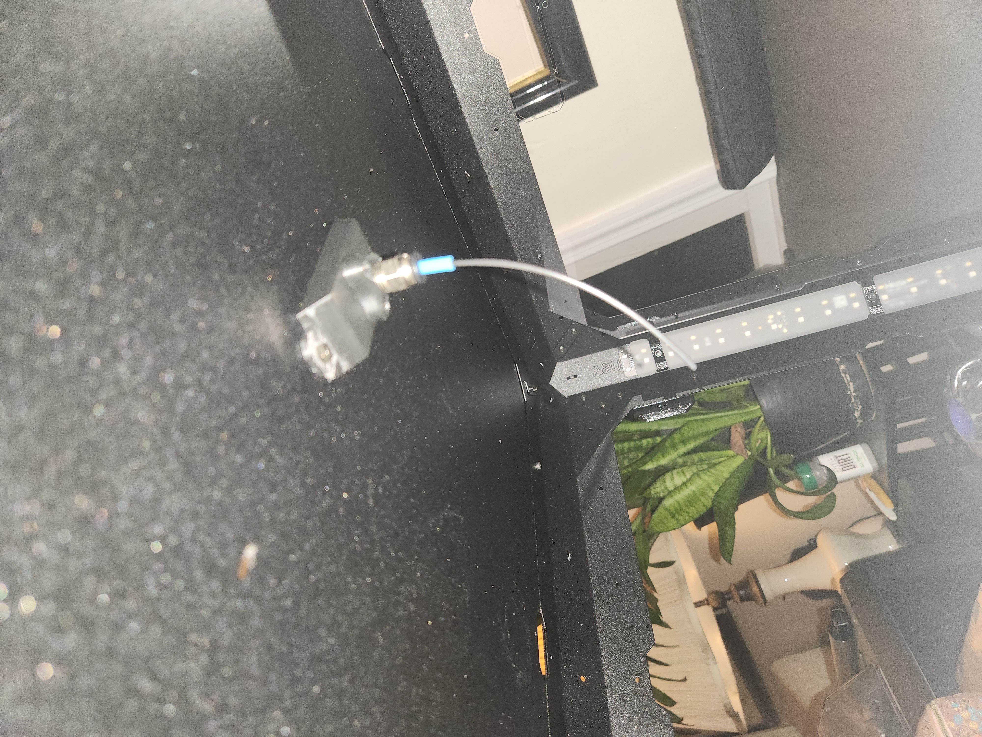 Original Prusa Enclosure top-plug-center Passtrough with Magnets REMIX 3D model thumbnail