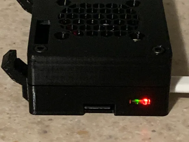 Remixed Pi 4 case with LED light opening