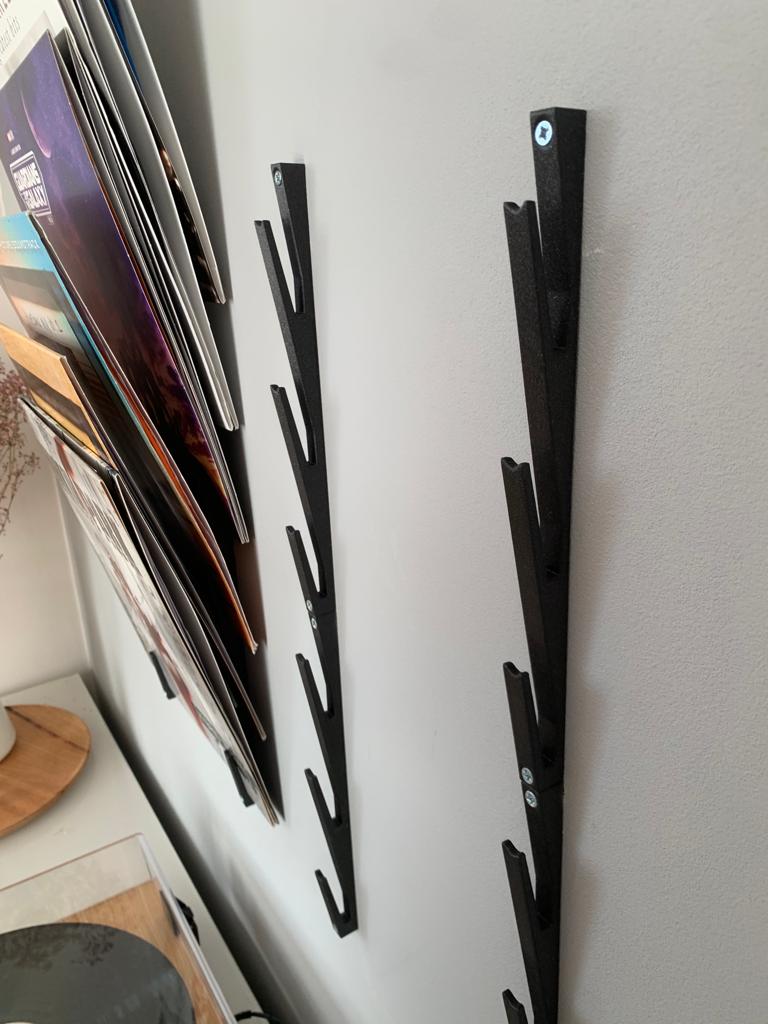 Vinyl holder/hanger (3 vinyls) by Tomek Zimoch | Download free STL ...