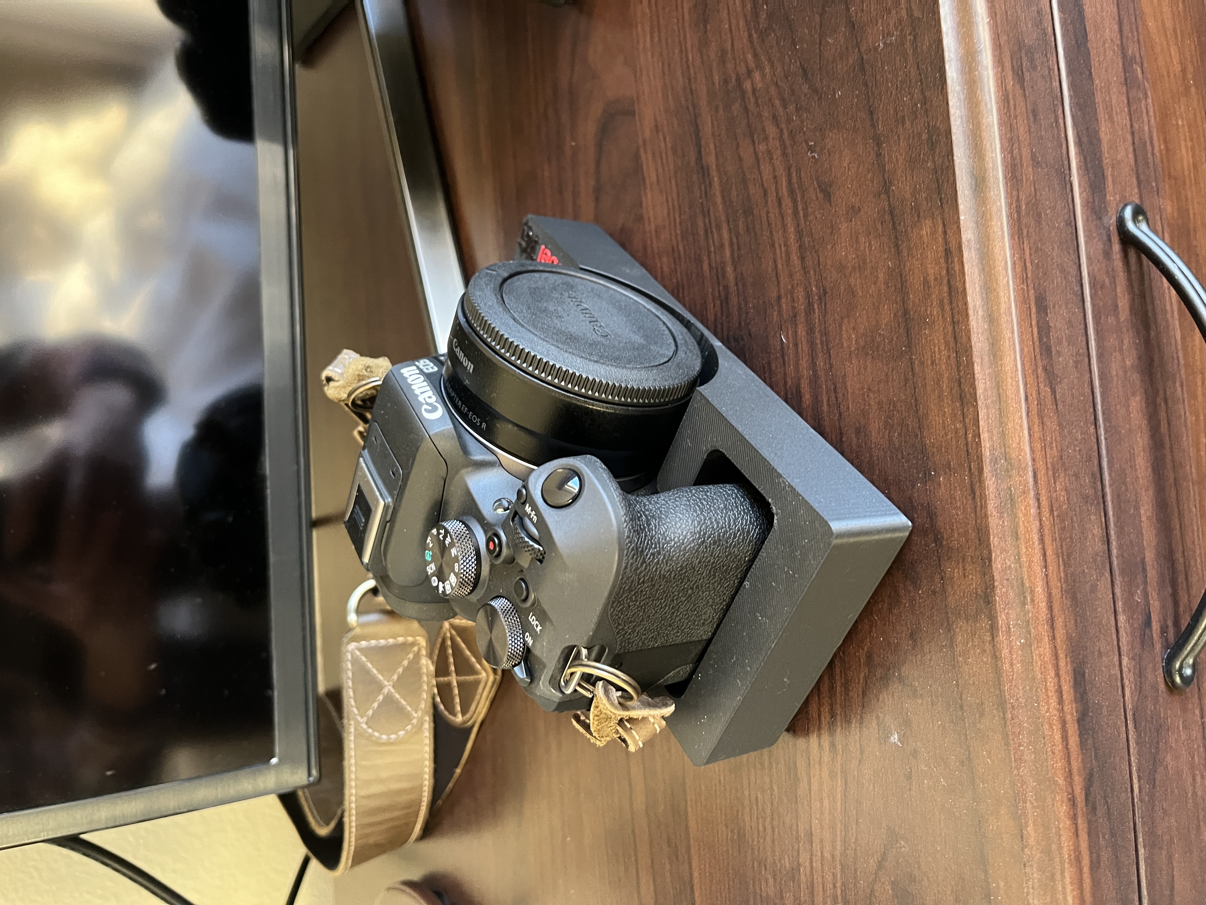 CLASS - Canon R10 Camera Gridfinity