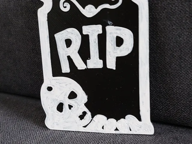 Halloween tombstone / grave