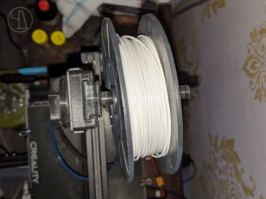 Filament holder for small spool