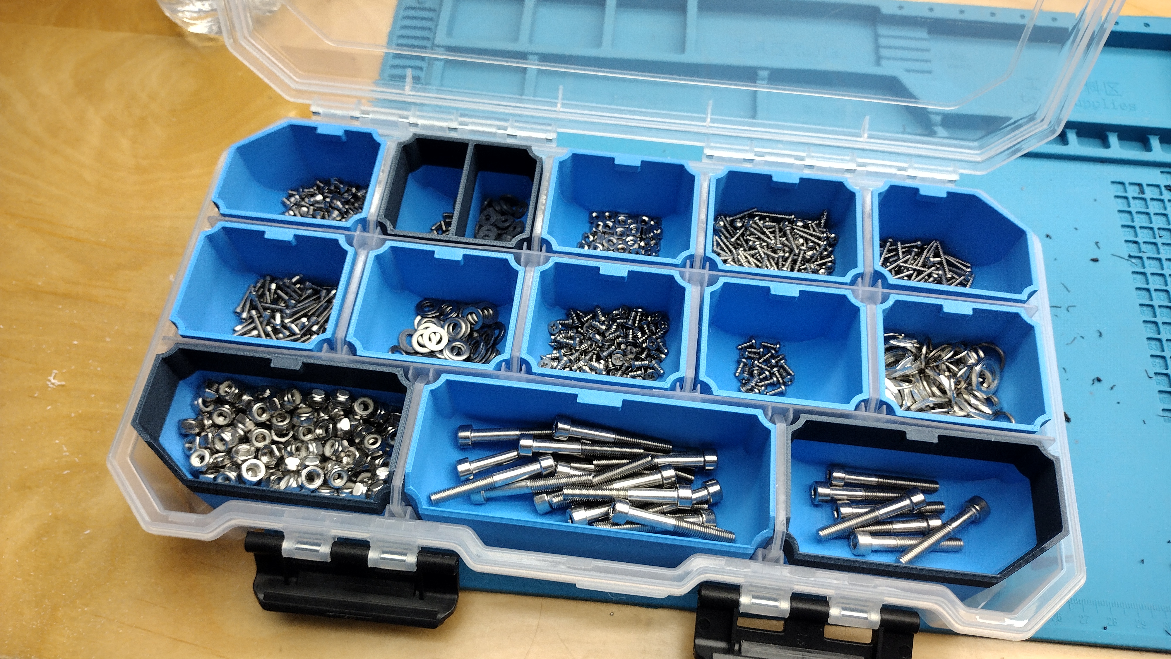 12 inch Husky / Anvil sorting bin inserts