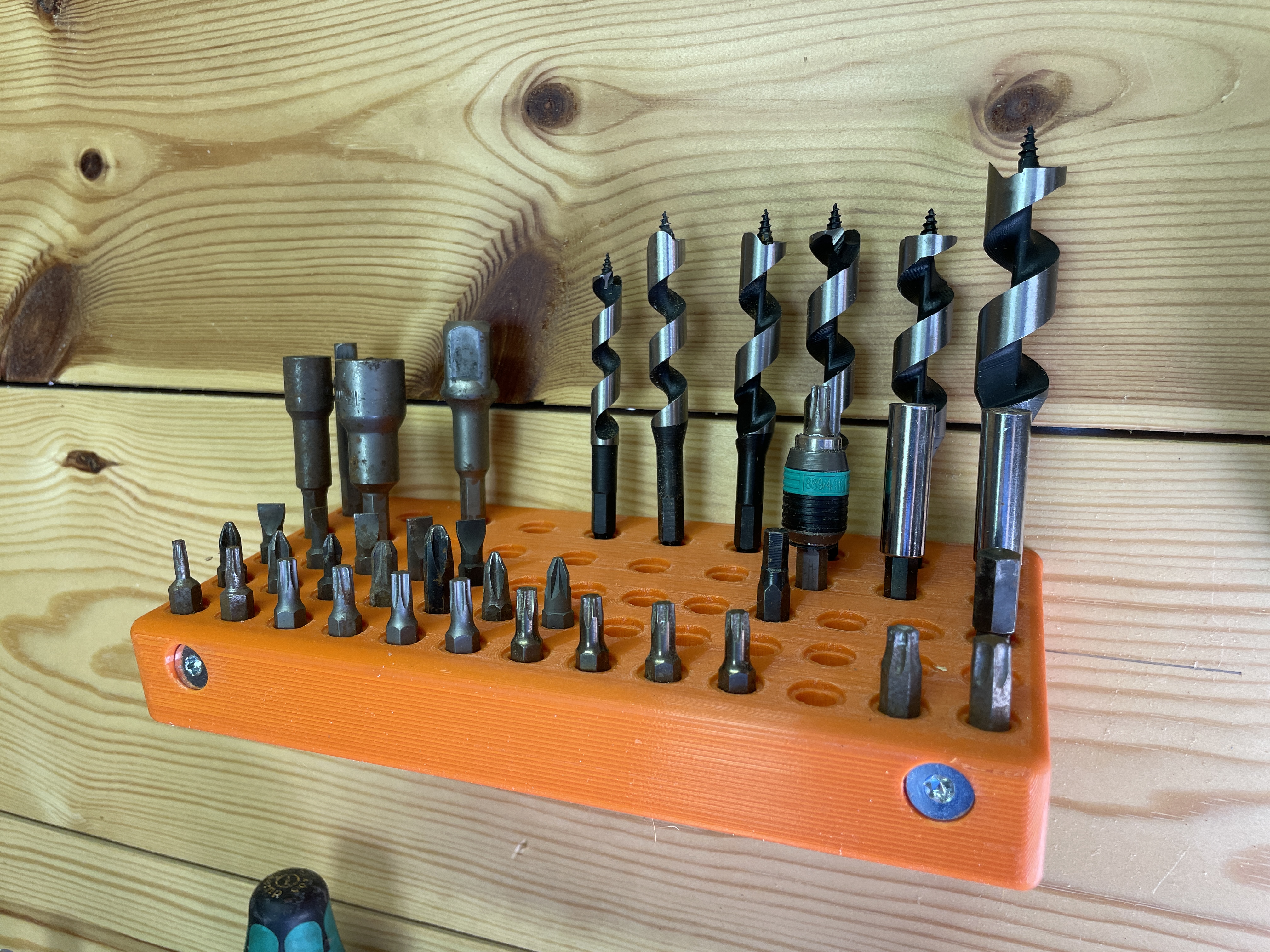 Bit holder