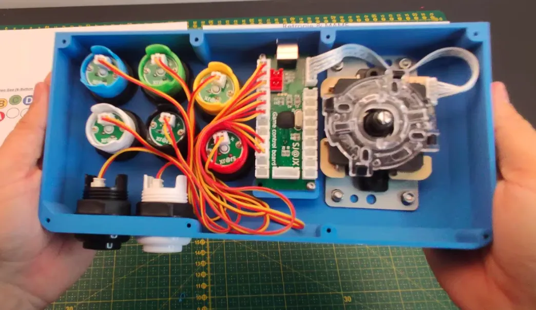 Fully Printed Arcade Game Machine - Makeronline - More Than Fun