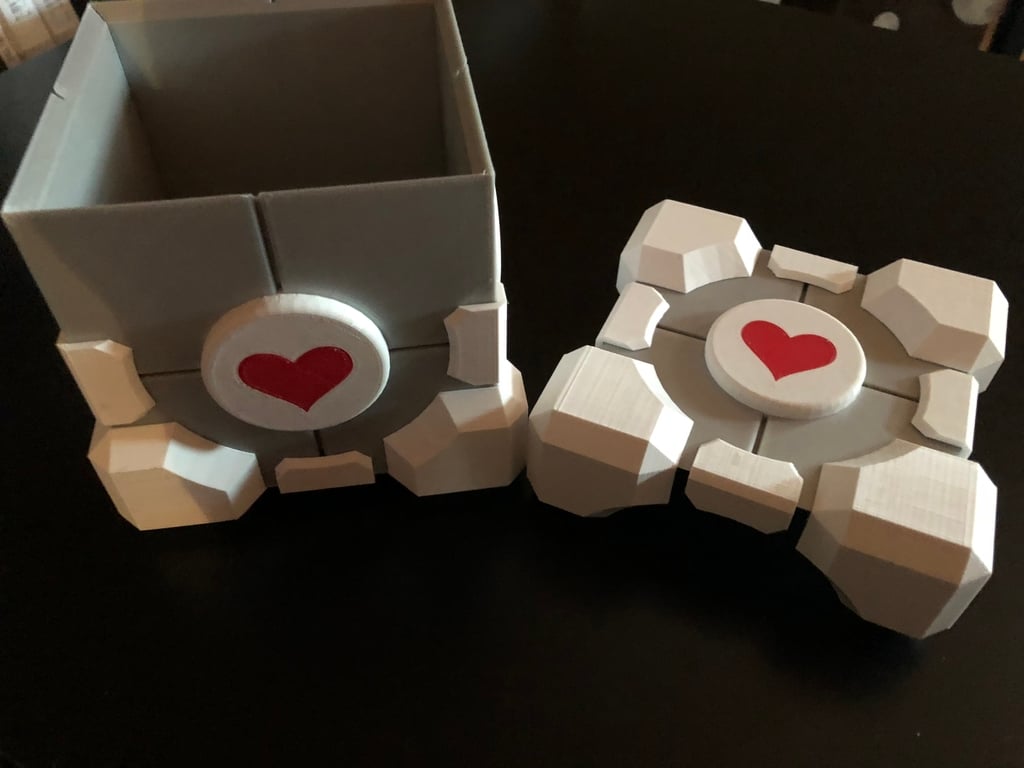 Companion Cube - Box